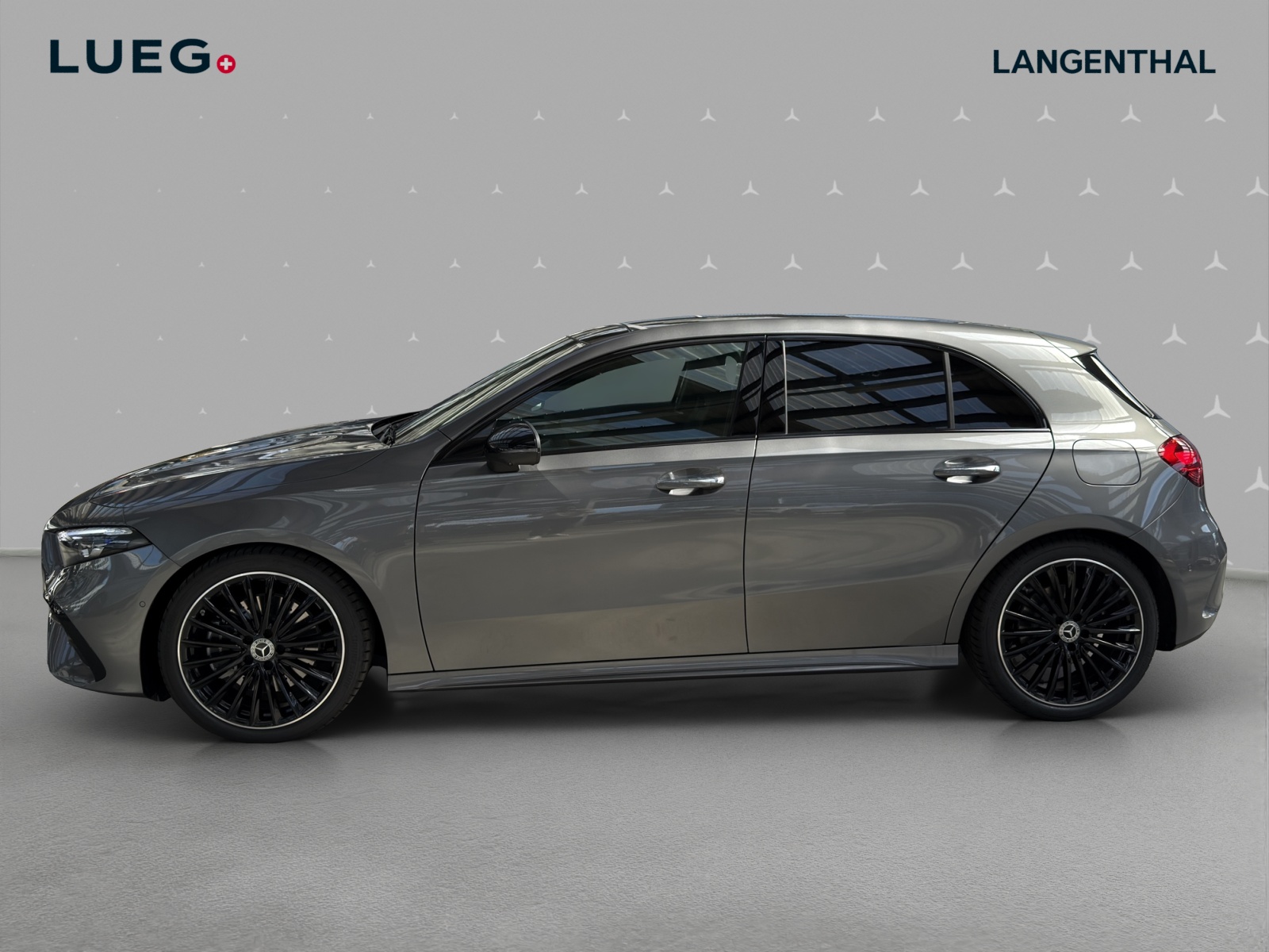 MERCEDES-BENZ A 220 4Matic 8G-DCT-image-1