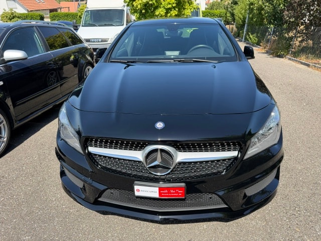 MERCEDES-BENZ CLA 200 AMG Line 7G-DCT-image-2