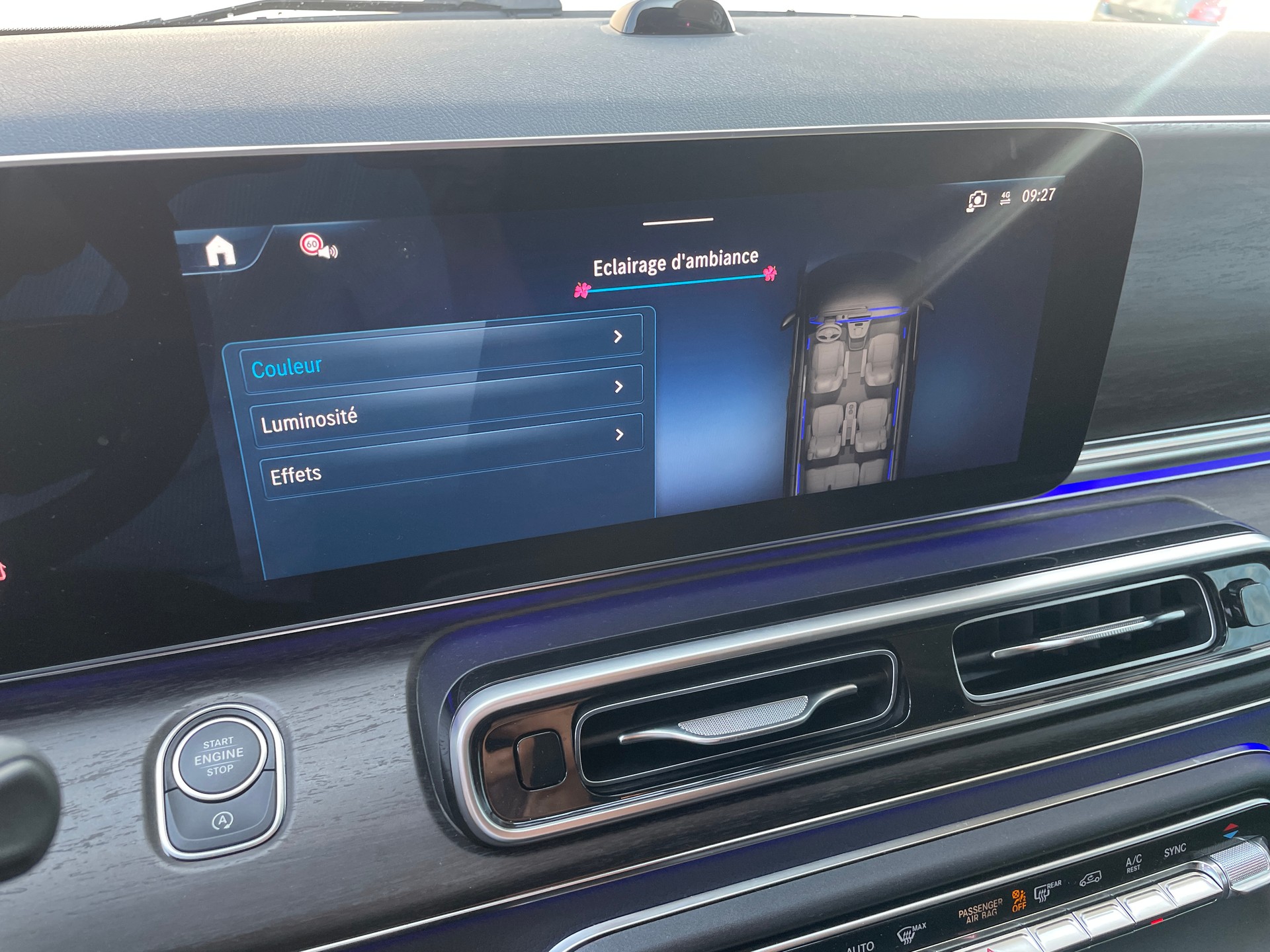 MERCEDES-BENZ V 300 d extralang 4Matic Avantgarde 9G-Tronic-image-19
