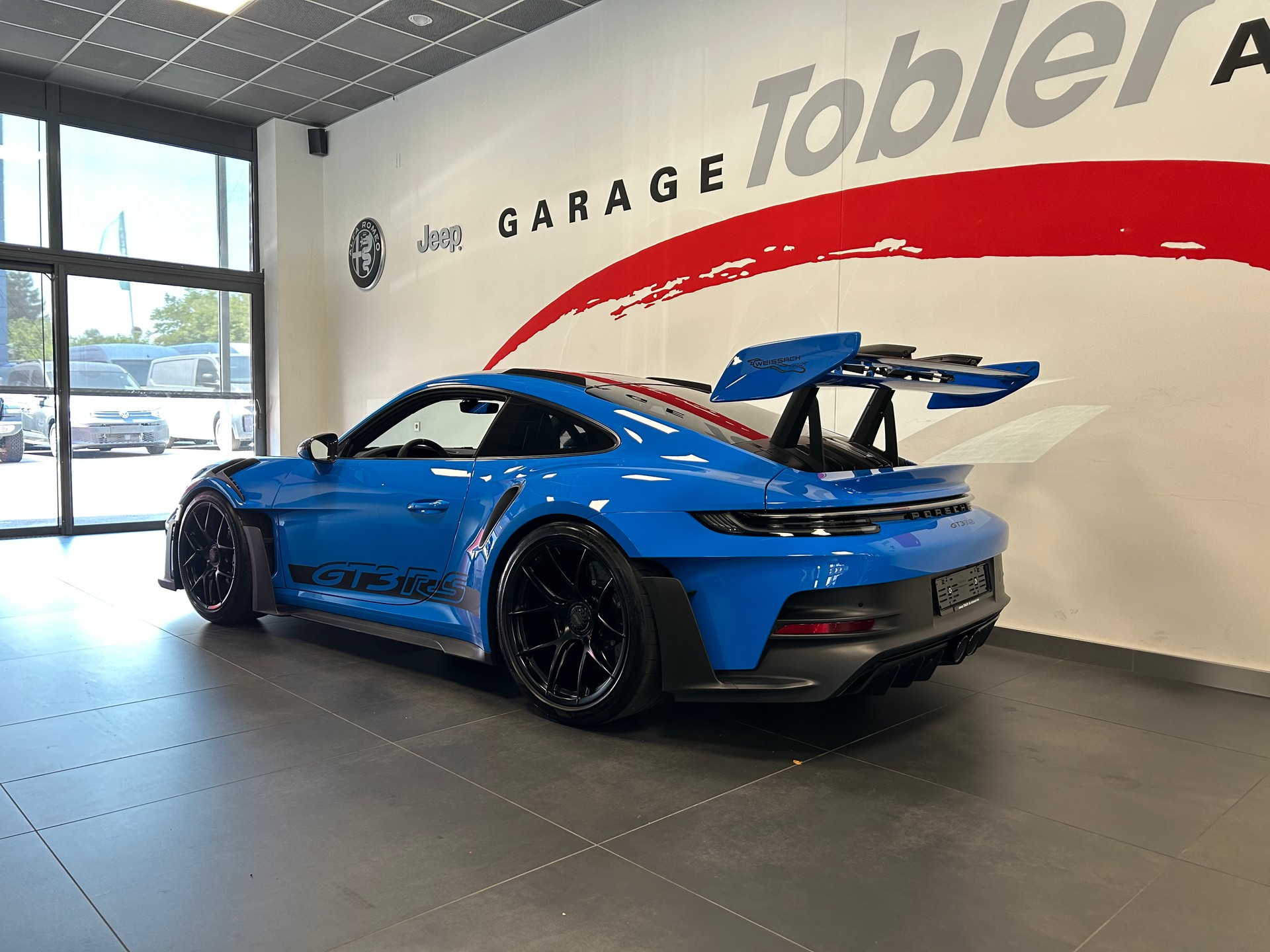 PORSCHE 911 GT3 RS-image-17