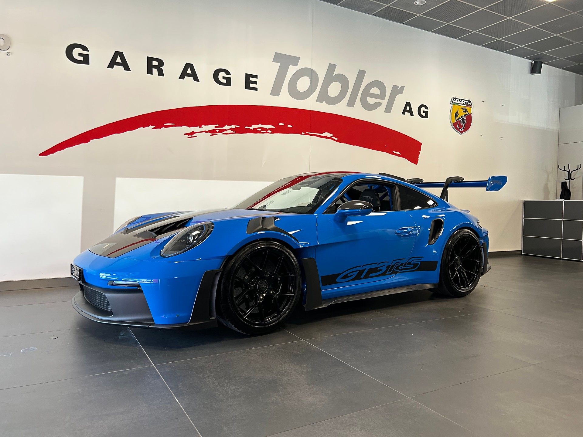 PORSCHE 911 GT3 RS-image-6