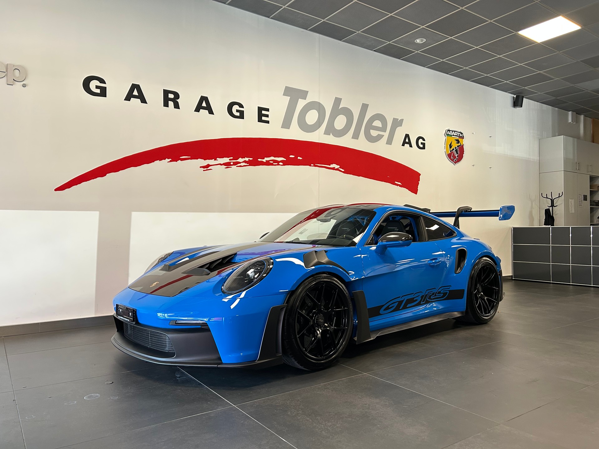 PORSCHE 911 GT3 RS-image-0