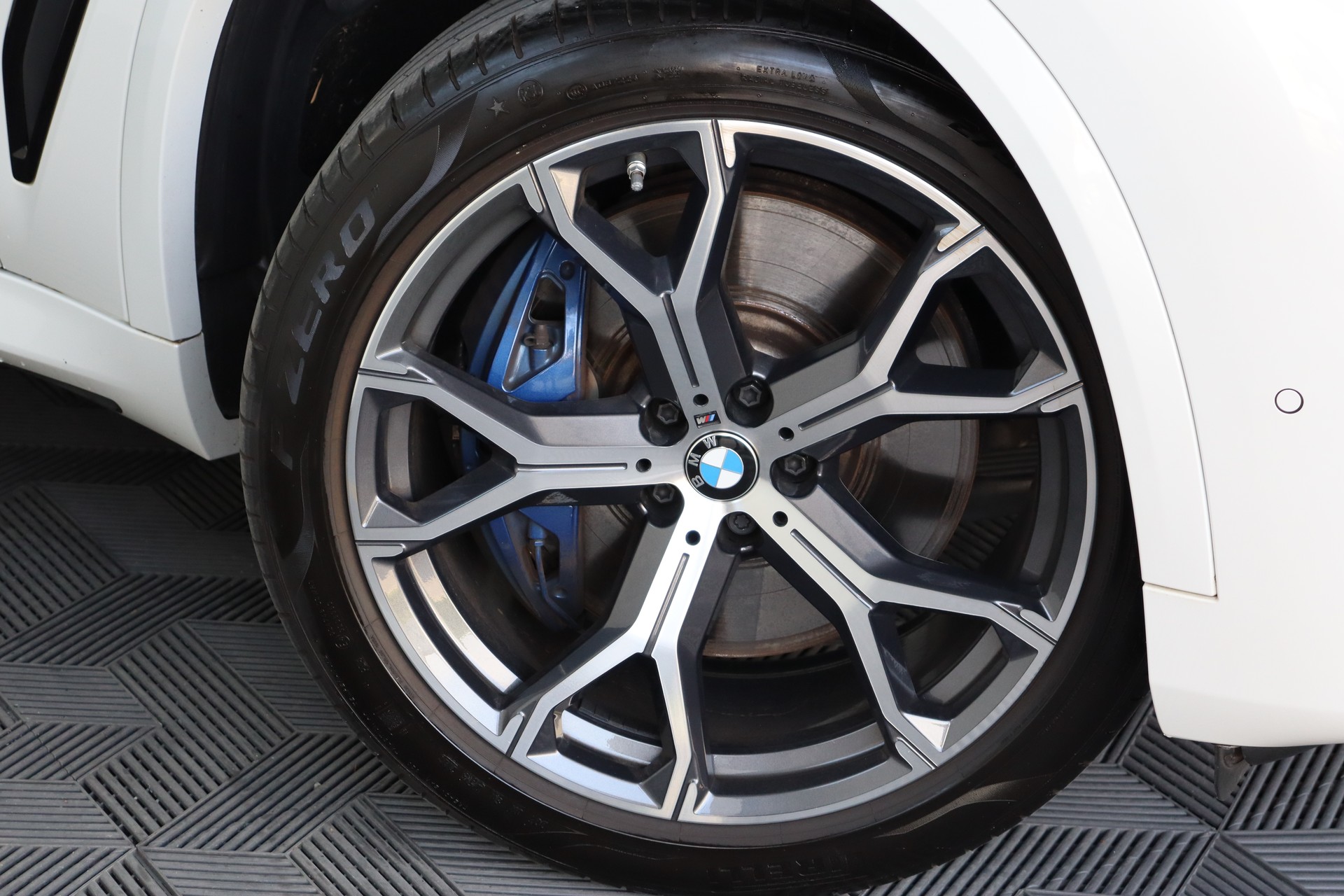BMW X5 xDrive 48V 40d M Sport Steptronic-image-10