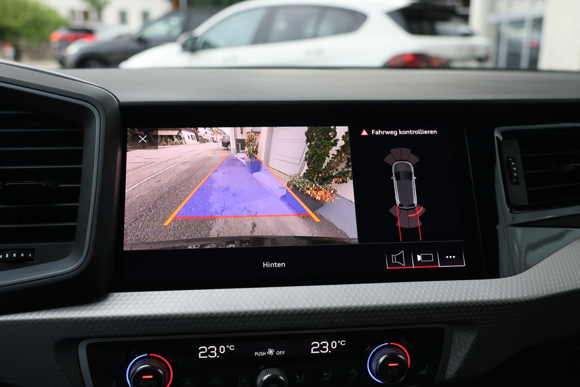 AUDI A1 Sportback 30 TFSI S Line S-tronic-image-21