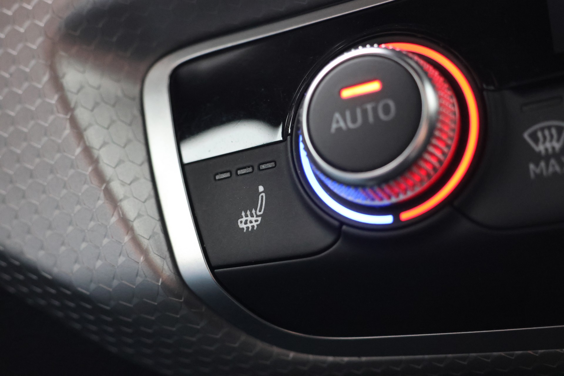 AUDI A1 Sportback 30 TFSI S Line S-tronic-image-24