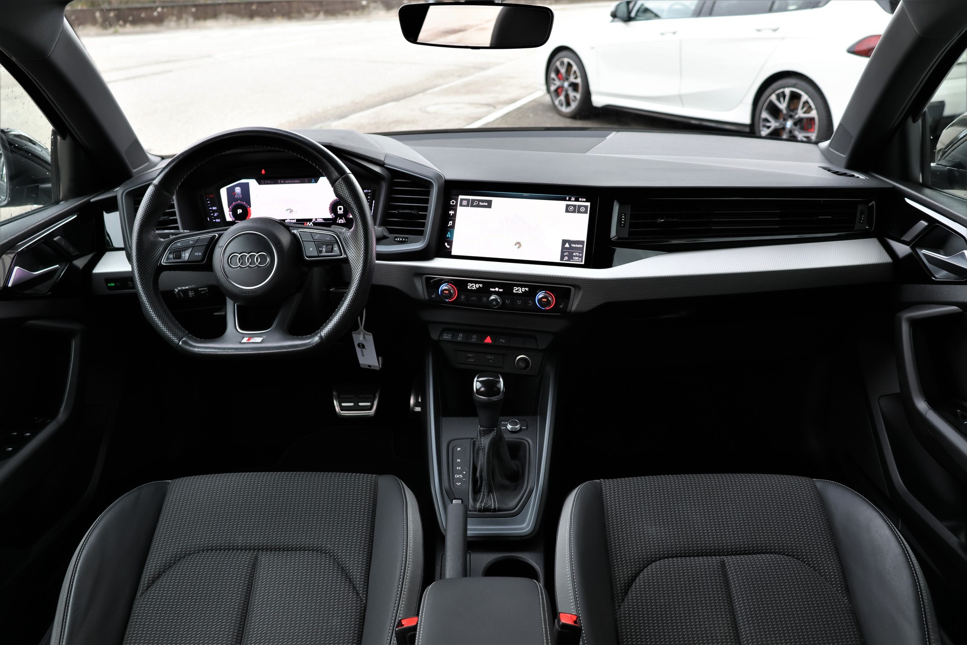 AUDI A1 Sportback 30 TFSI S Line S-tronic-image-15