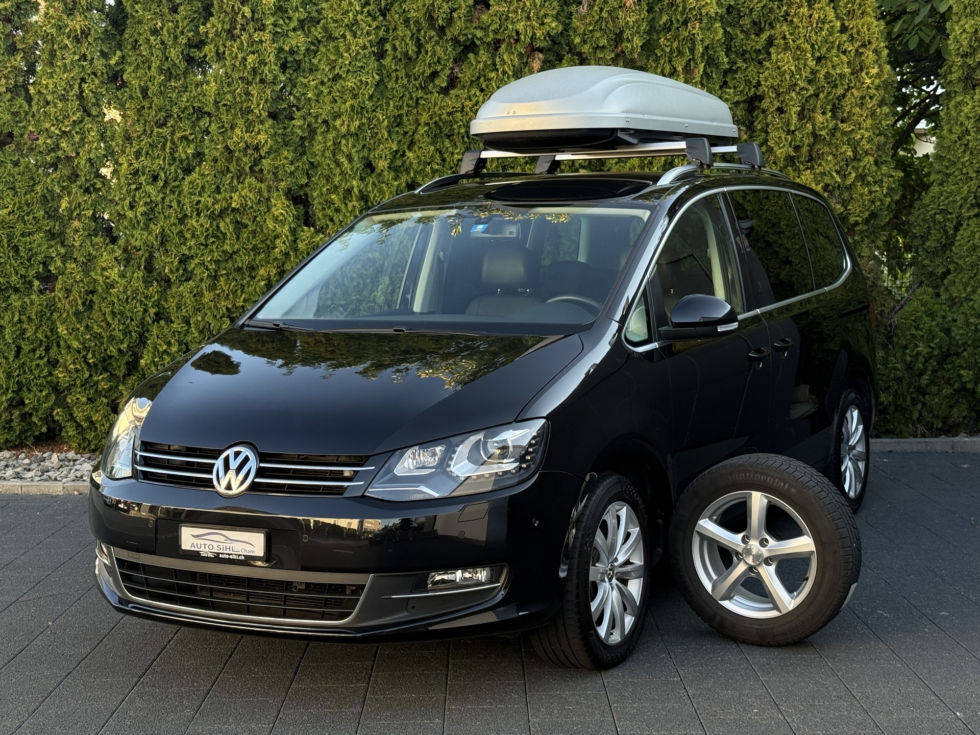 VW Sharan 2.0 TDI BlueMotion Technology Design DSG / 7Plätzer-image-1