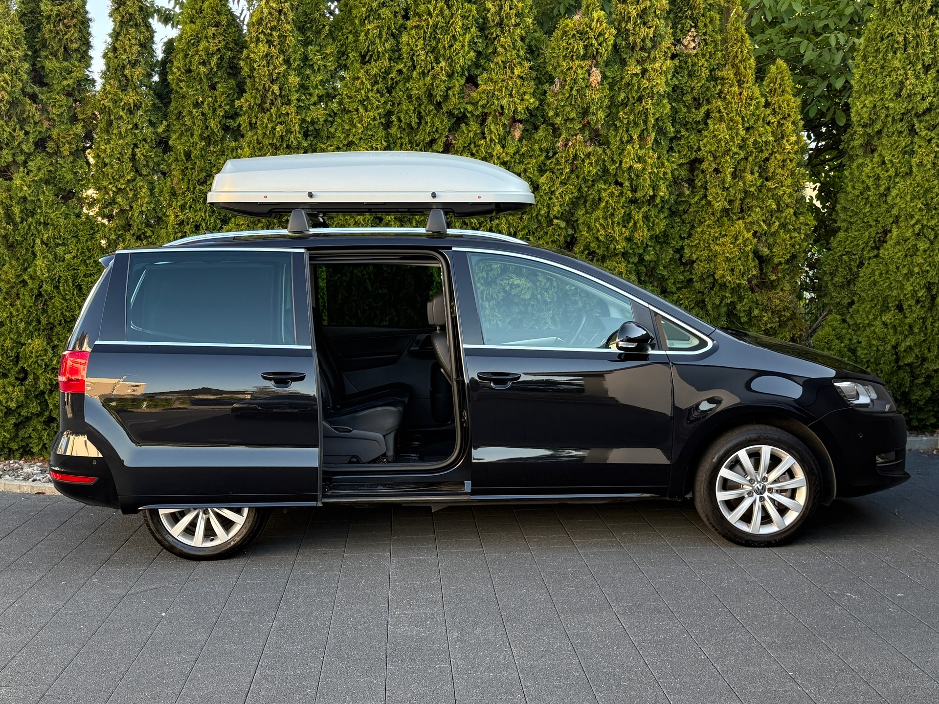VW Sharan 2.0 TDI BlueMotion Technology Design DSG / 7Plätzer-image-9
