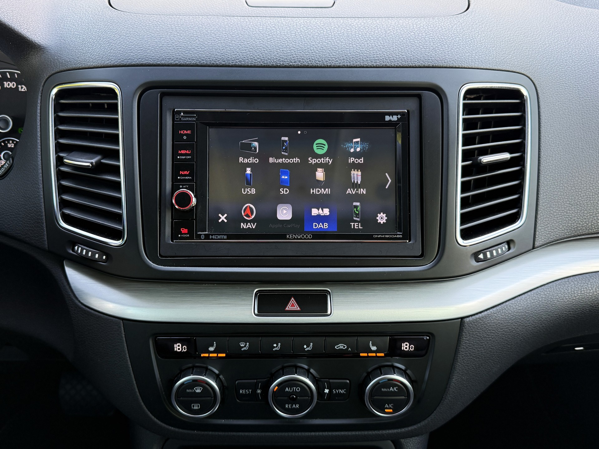 VW Sharan 2.0 TDI BlueMotion Technology Design DSG / 7Plätzer-image-29