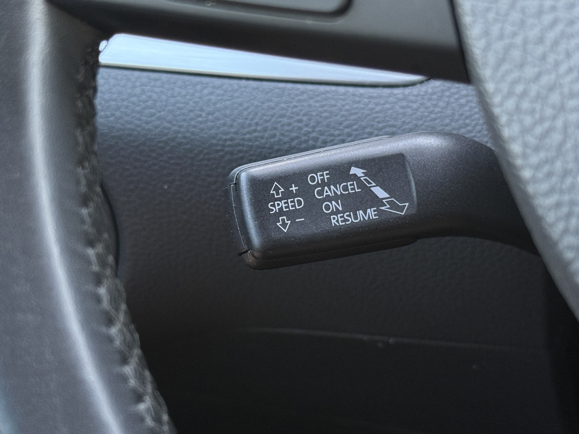 VW Sharan 2.0 TDI BlueMotion Technology Design DSG / 7Plätzer-image-25