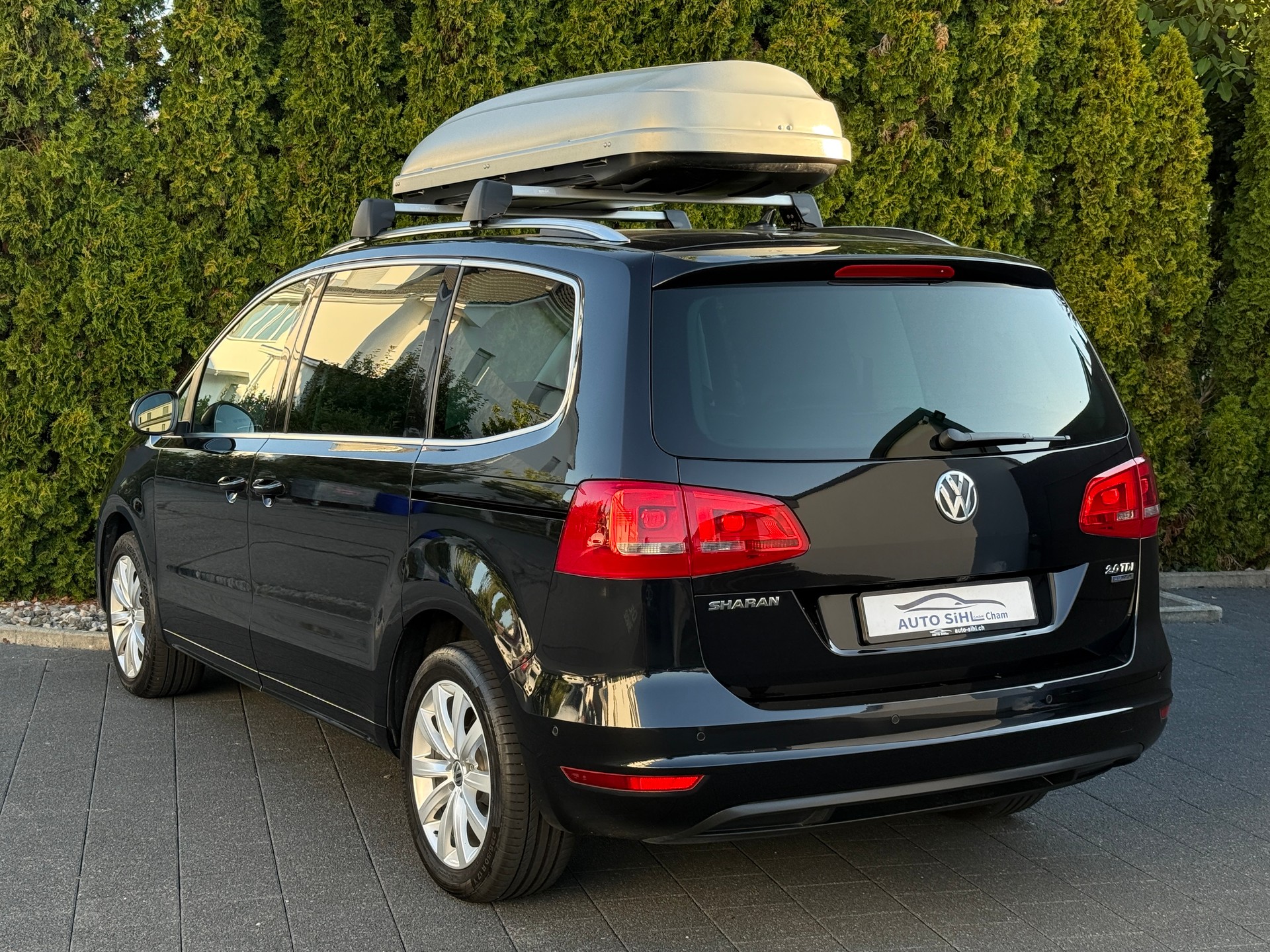 VW Sharan 2.0 TDI BlueMotion Technology Design DSG / 7Plätzer-image-10
