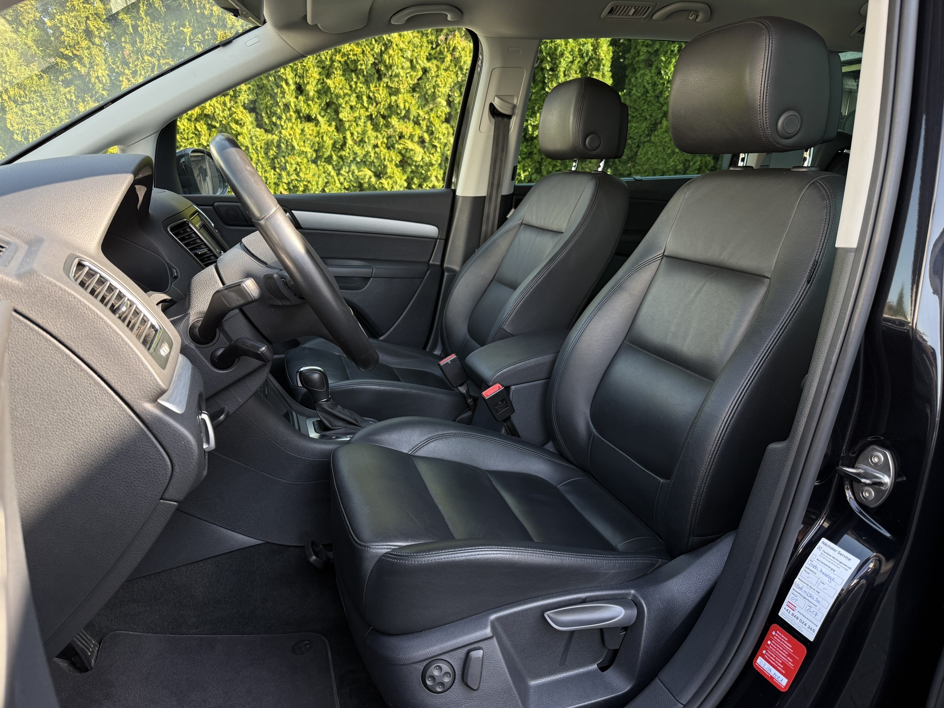 VW Sharan 2.0 TDI BlueMotion Technology Design DSG / 7Plätzer-image-14