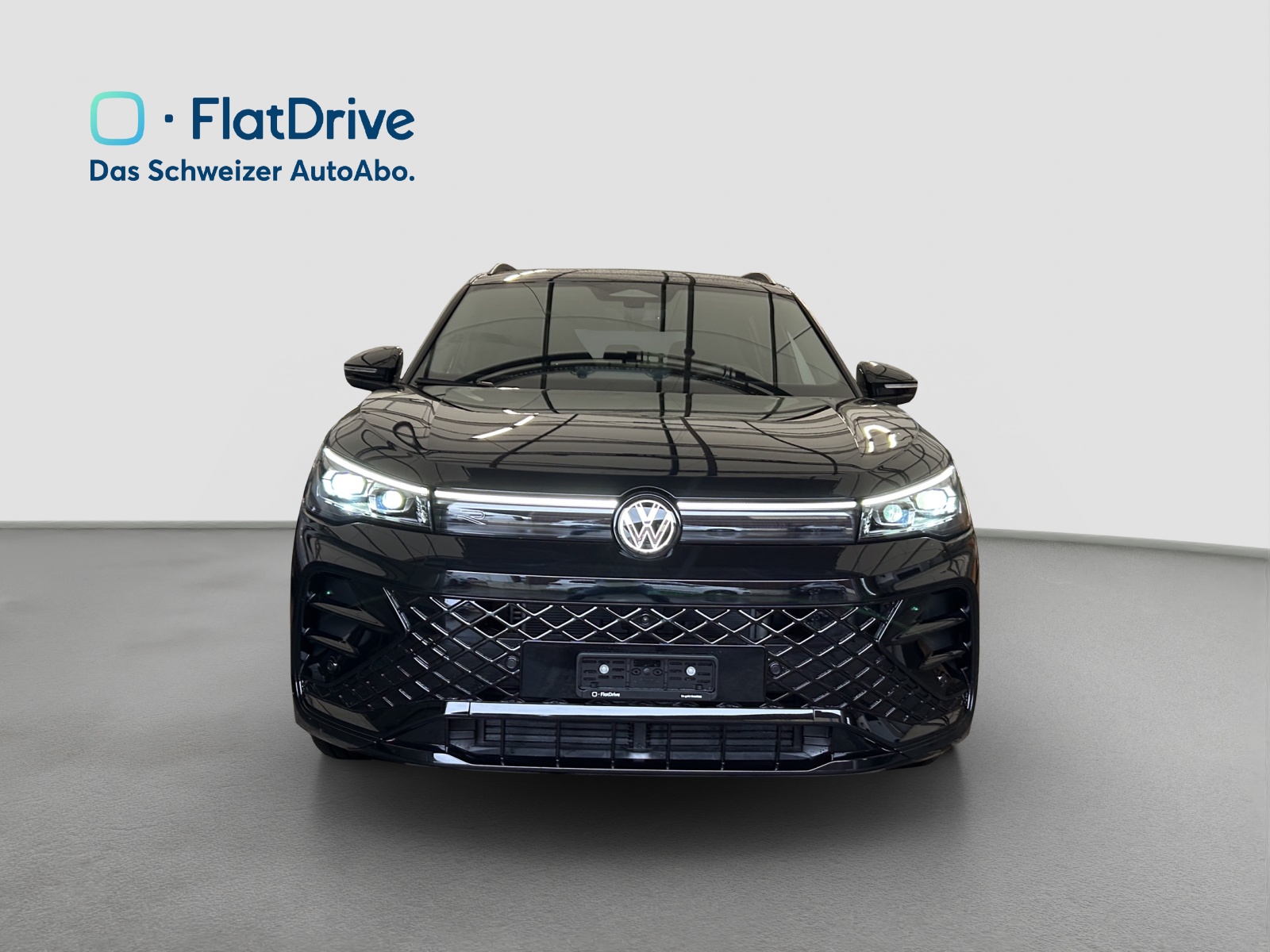 VW Tiguan 2.0 TSI DSG R-Line 4Motion - Anhängekupplung - Head-up-Display - 360 Kamera - HD Matrix-image-4