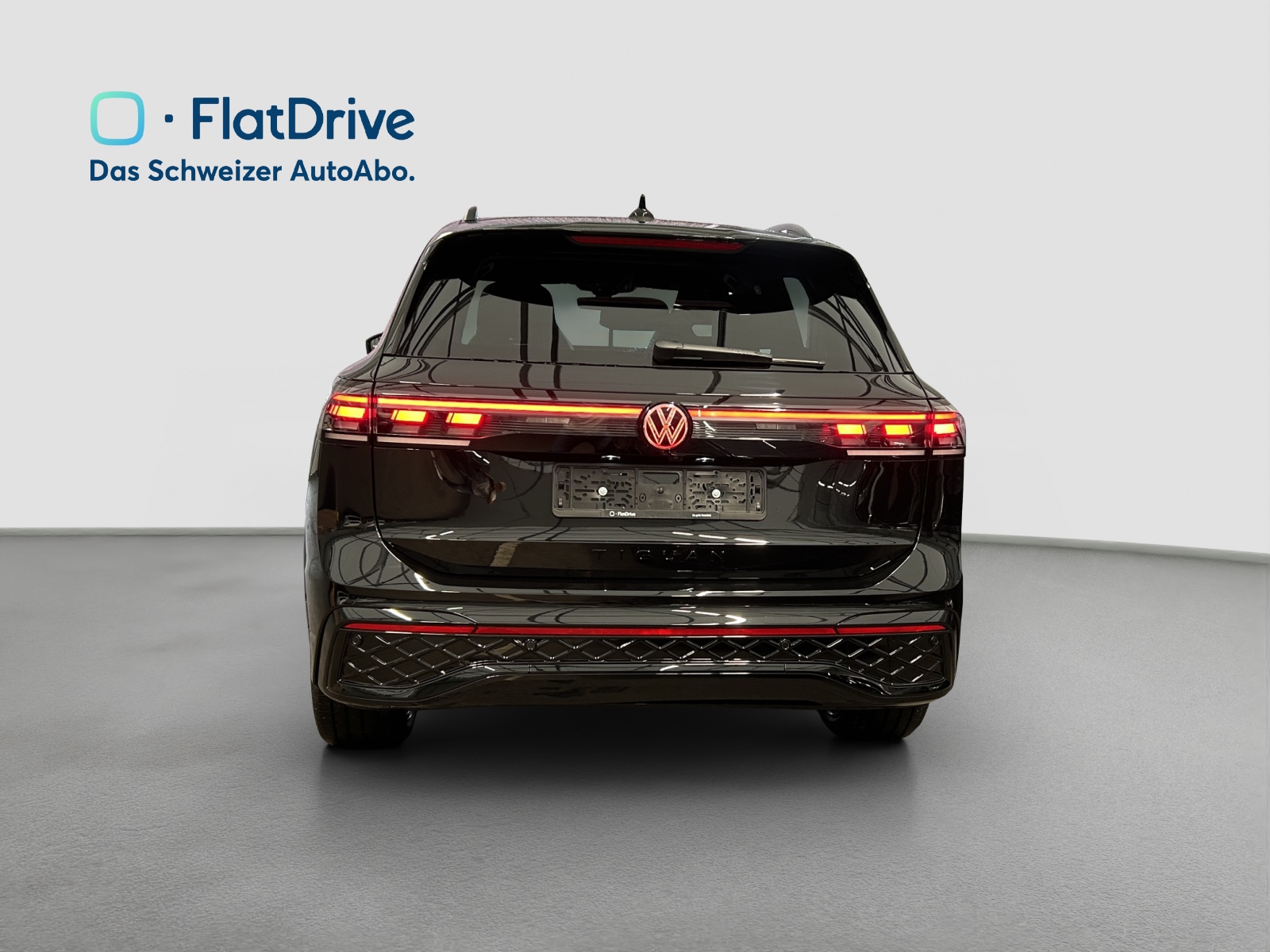 VW Tiguan 2.0 TSI DSG R-Line 4Motion - Anhängekupplung - Head-up-Display - 360 Kamera - HD Matrix-image-3