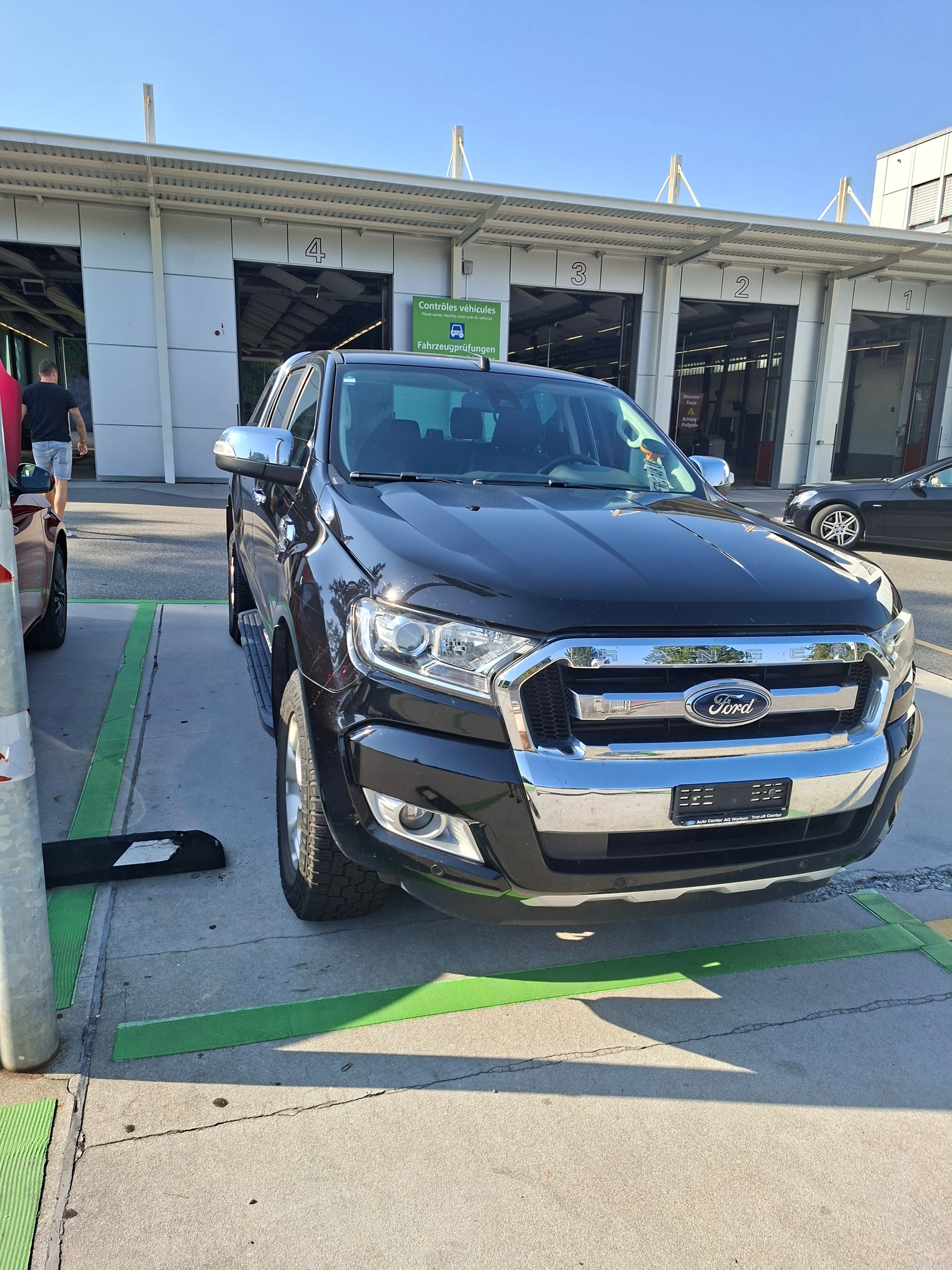FORD 3.2 TDCi 4x4 Limited-image-1