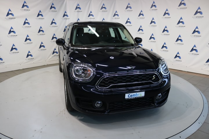 MINI Countryman Cooper S E ALL4 PHEV Steptronic-image-6