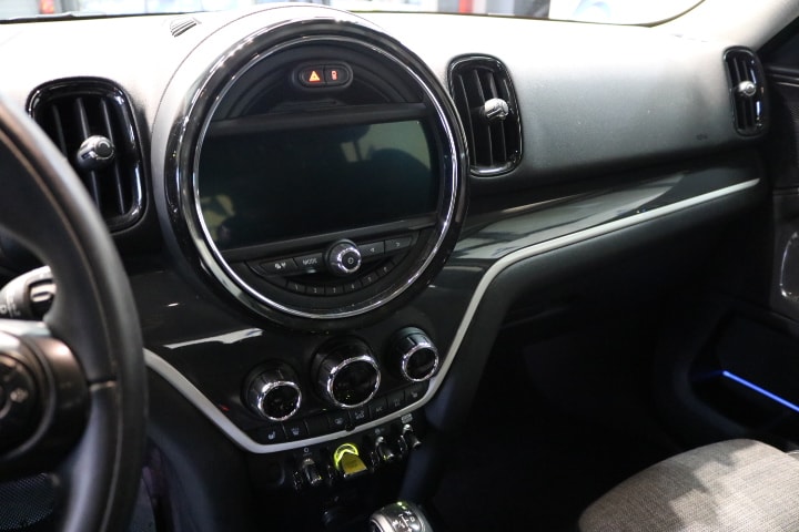 MINI Countryman Cooper S E ALL4 PHEV Steptronic-image-27