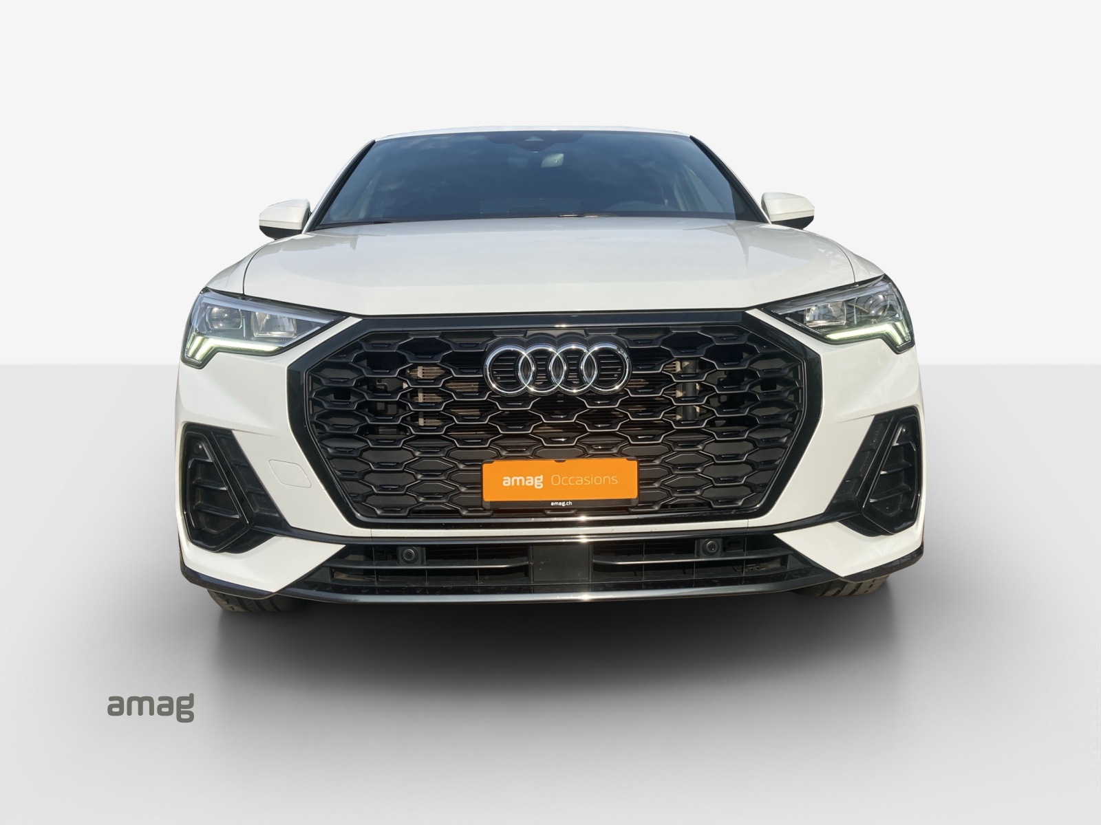 AUDI Q3 Sportback 45 TFSI e S line S-tronic-image-6