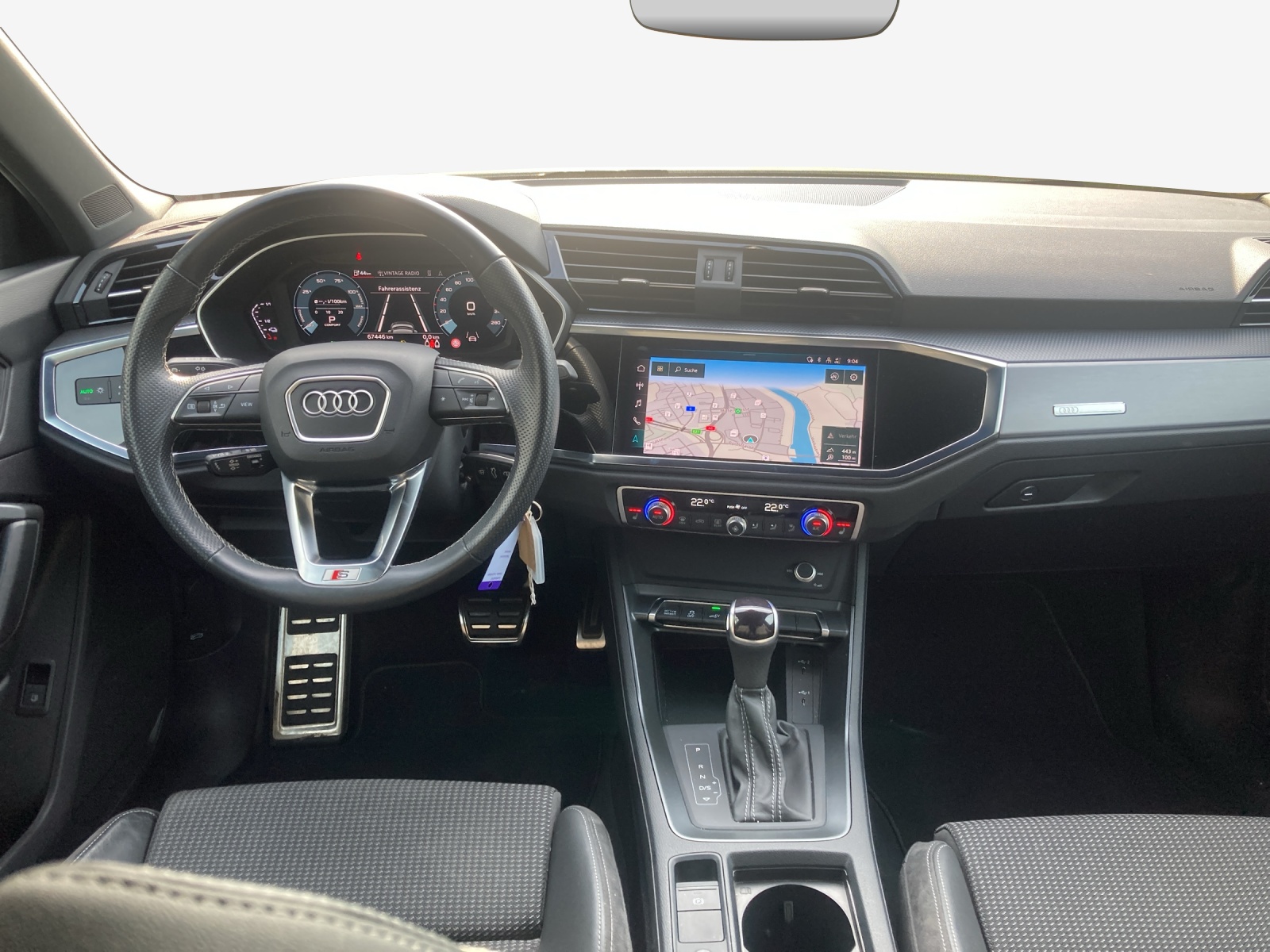 AUDI Q3 Sportback 45 TFSI e S line S-tronic-image-8