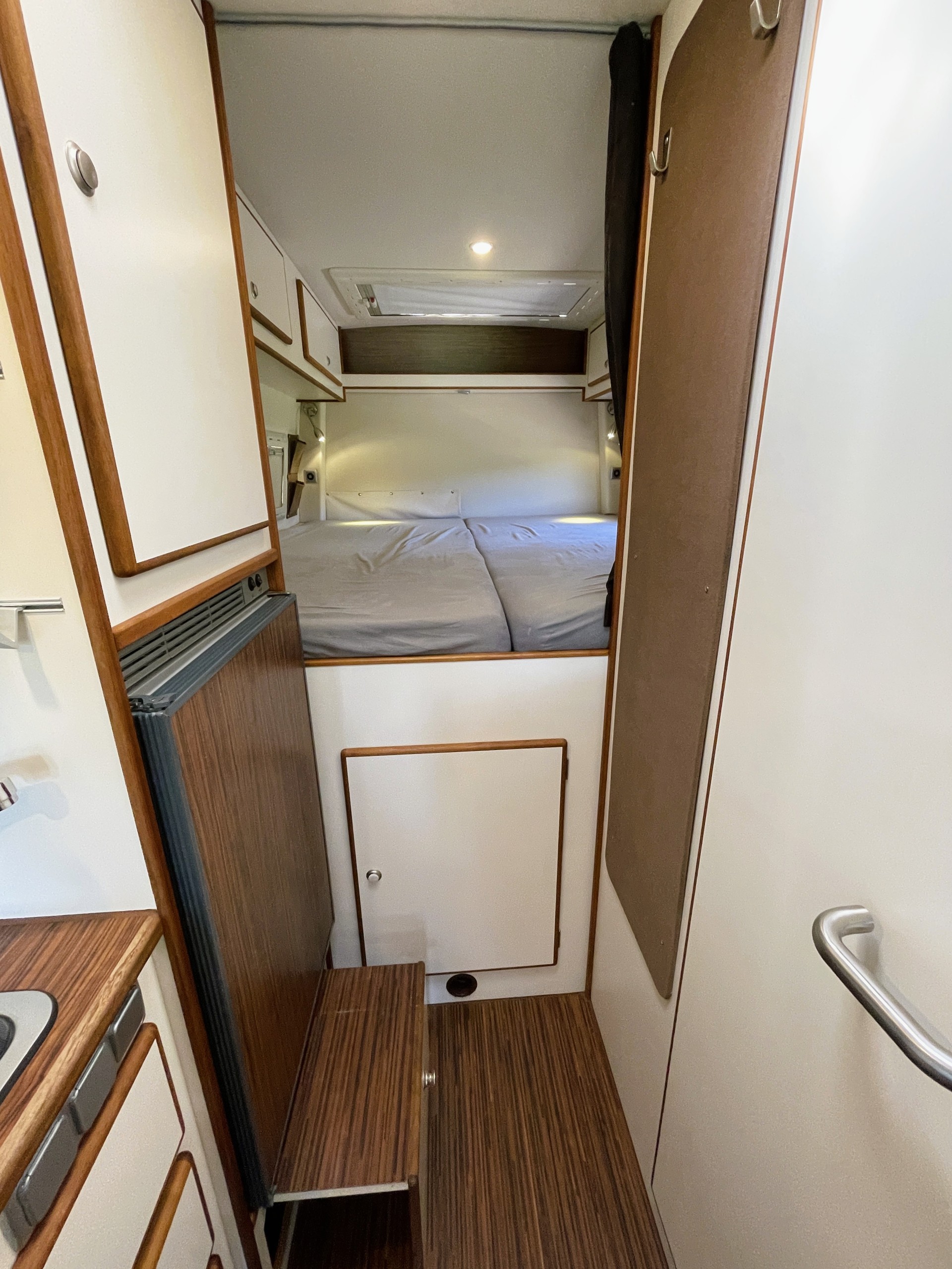 CS-REISEMOBILE Luxor auf Basis Mercedes-Benz Sprinter 319 CDI Oberaigner 4x4-image-20