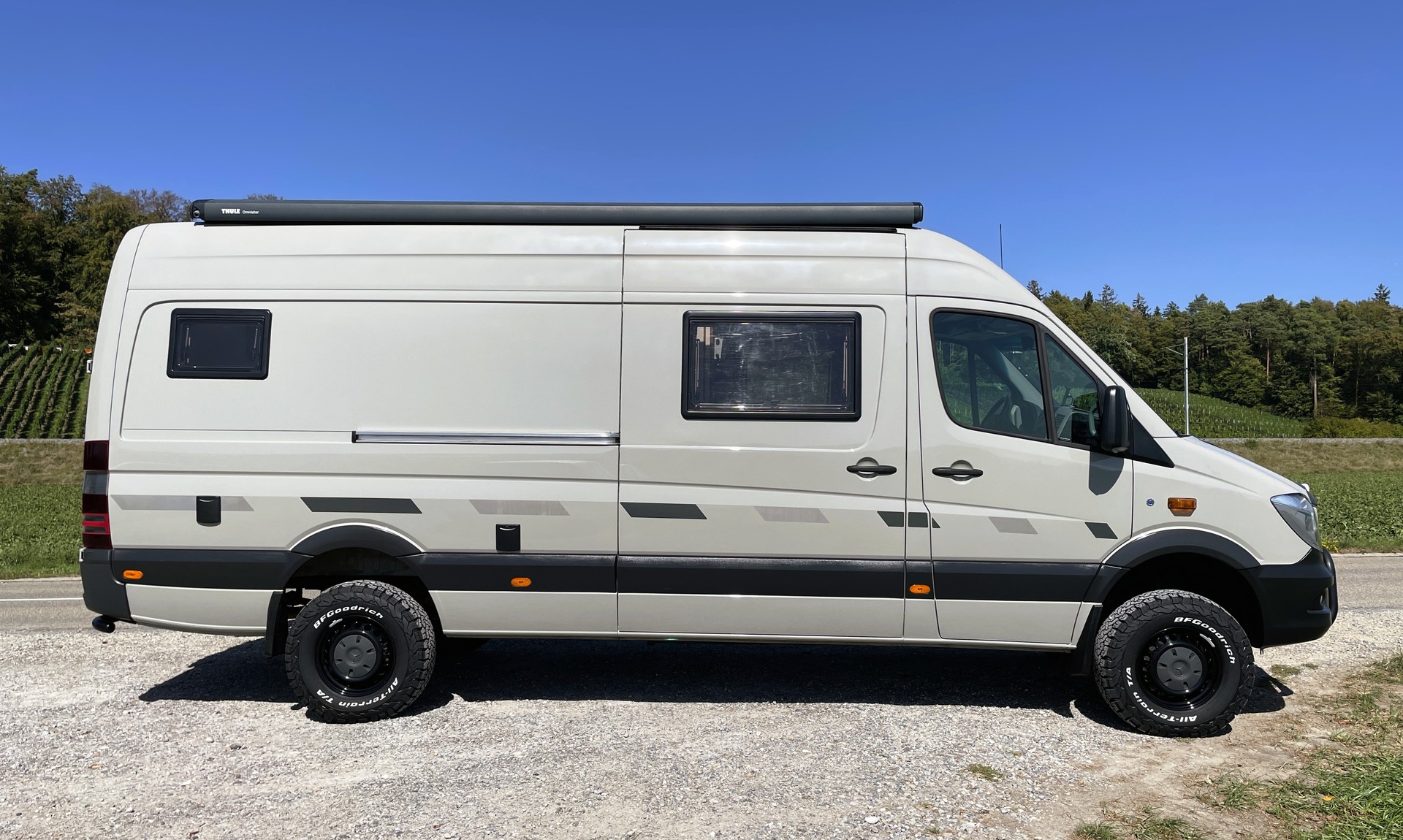 CS-REISEMOBILE Luxor auf Basis Mercedes-Benz Sprinter 319 CDI Oberaigner 4x4-image-2