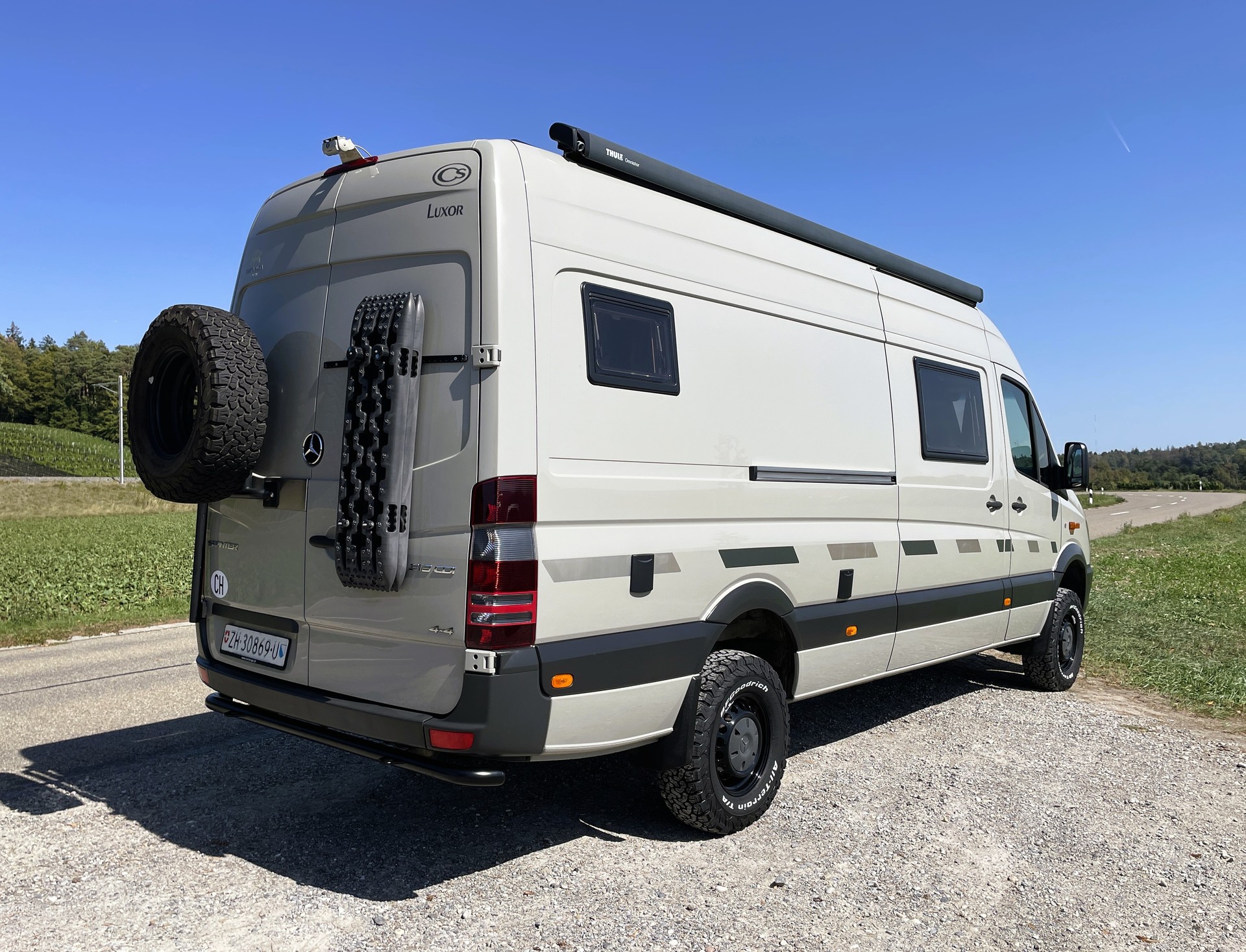 CS-REISEMOBILE Luxor auf Basis Mercedes-Benz Sprinter 319 CDI Oberaigner 4x4-image-3