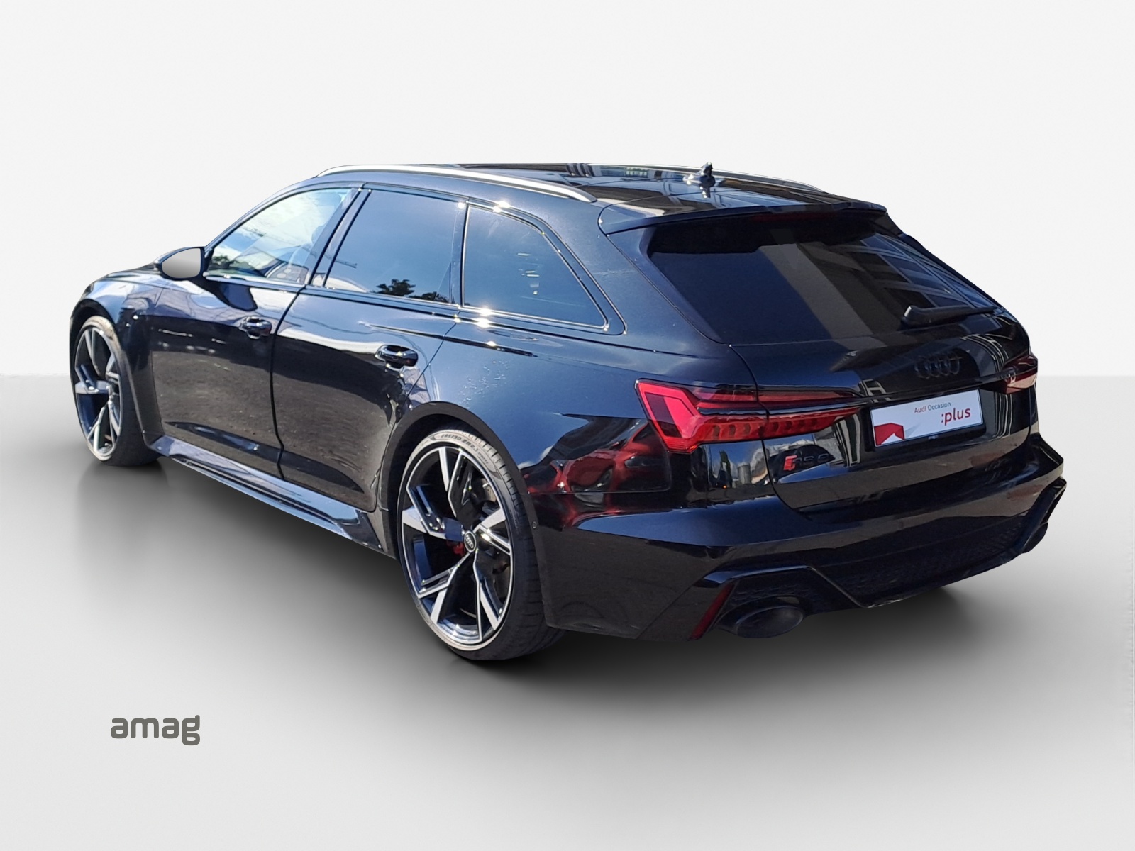 AUDI RS6 Avant 4.0 TFSI V8 quattro-image-2