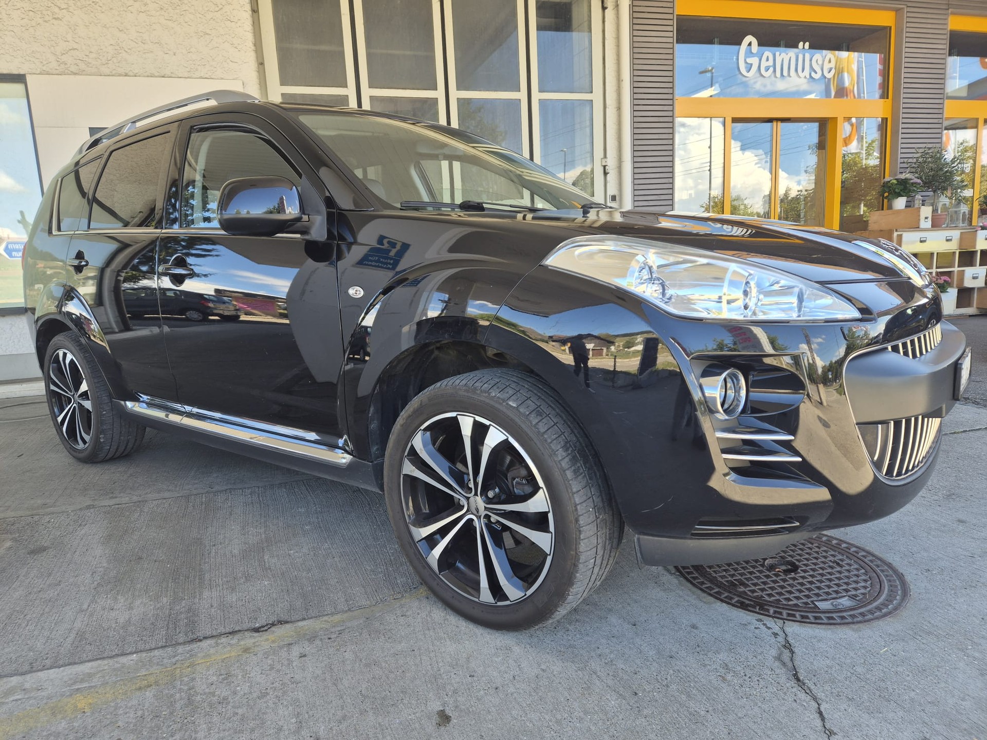 PEUGEOT 4007 2.2 HDi Platinum Edition-image-1