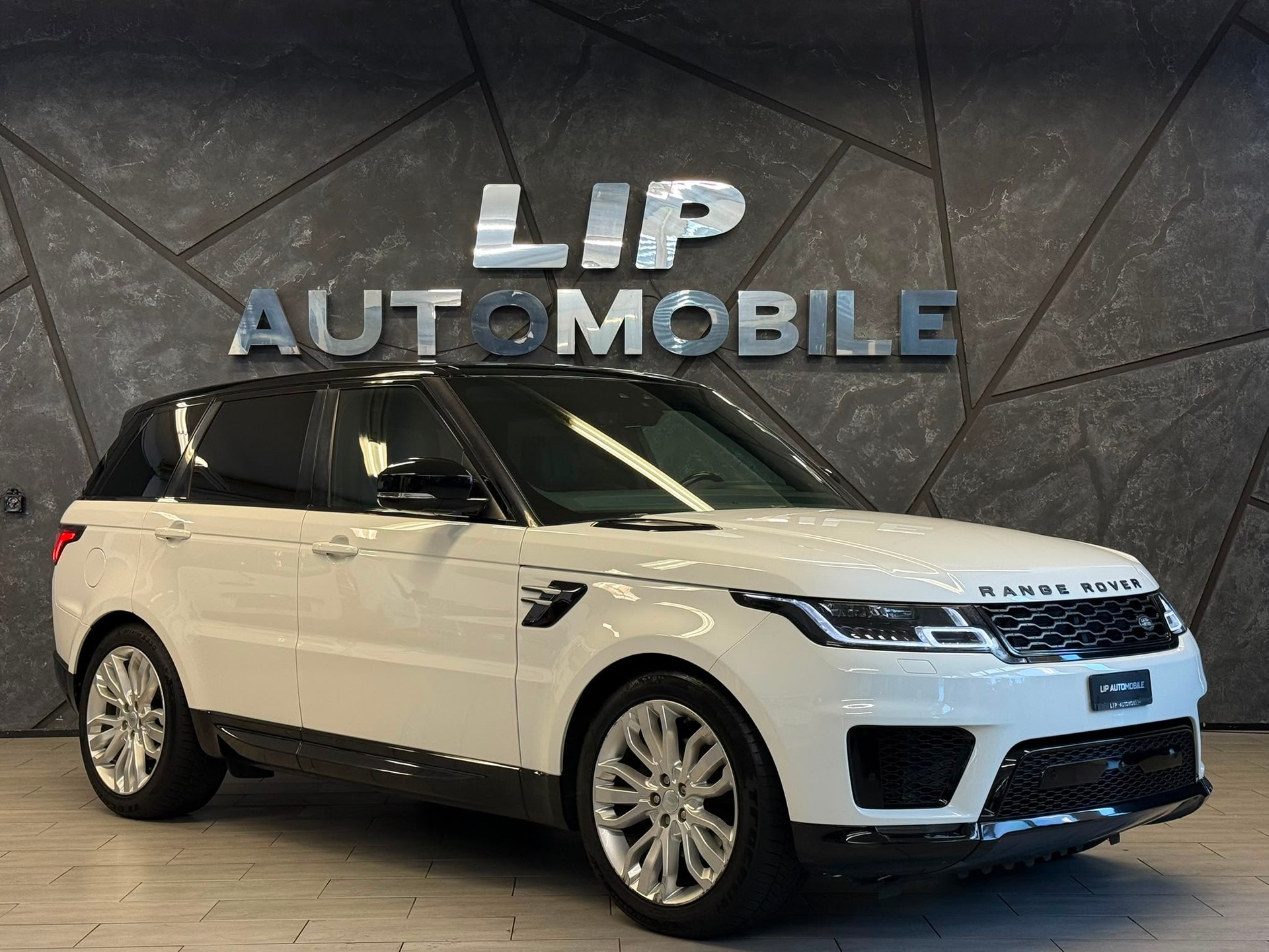 LAND ROVER Range Rover Sport 3.0 SDV6 SE Automatic-image-2