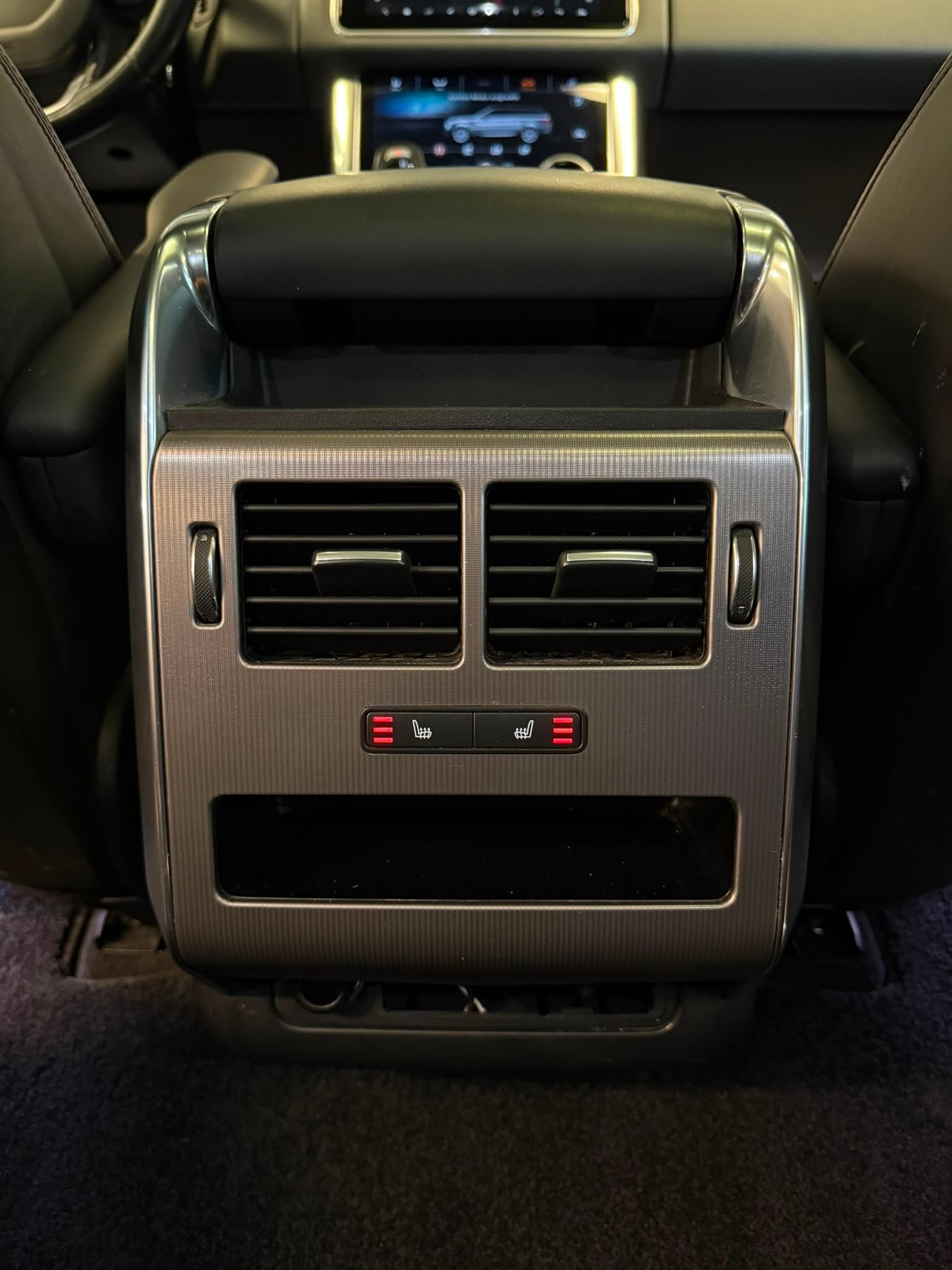 LAND ROVER Range Rover Sport 3.0 SDV6 SE Automatic-image-16