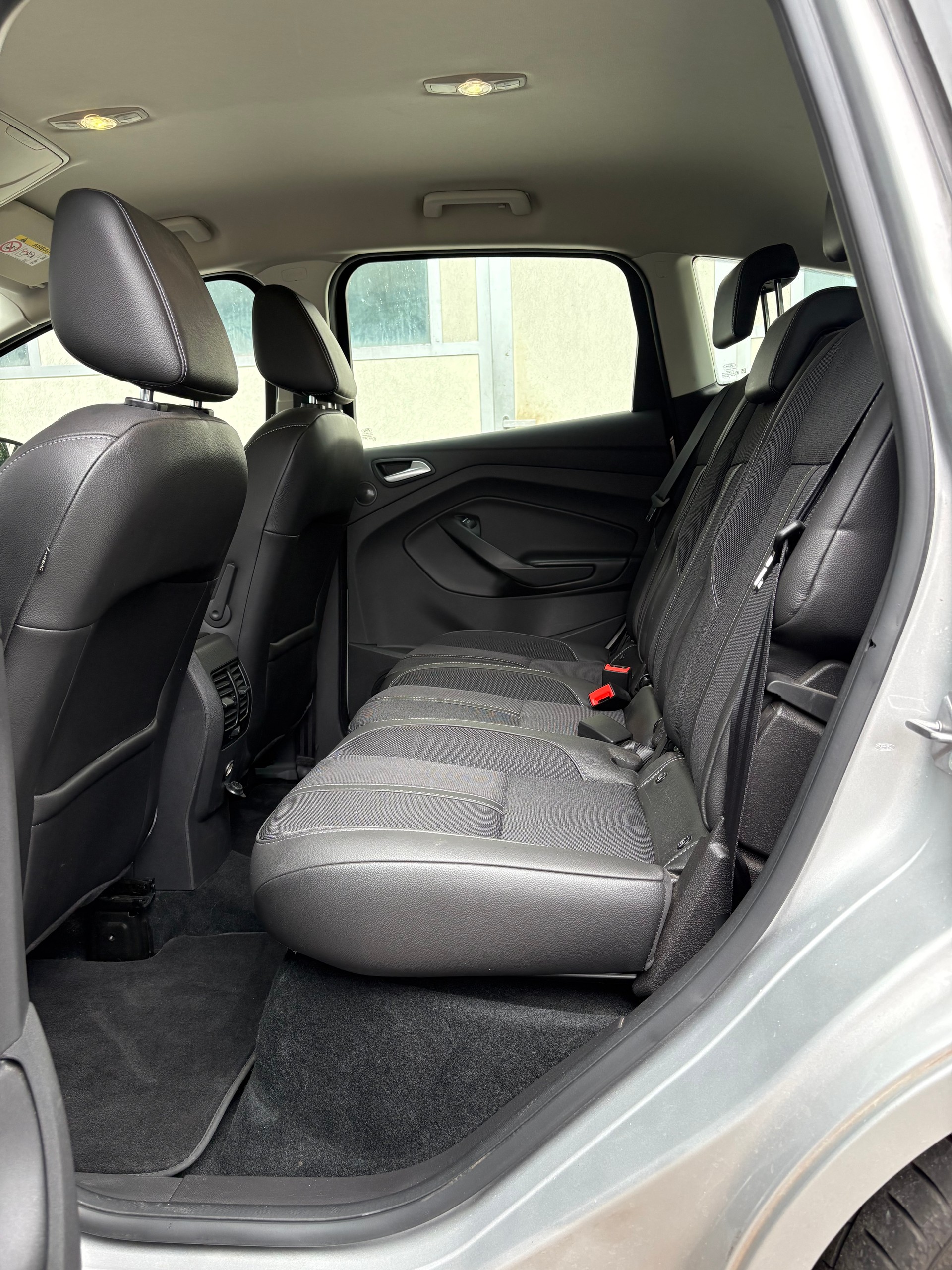 FORD C-Max 1.5 TDCi Sport-image-6