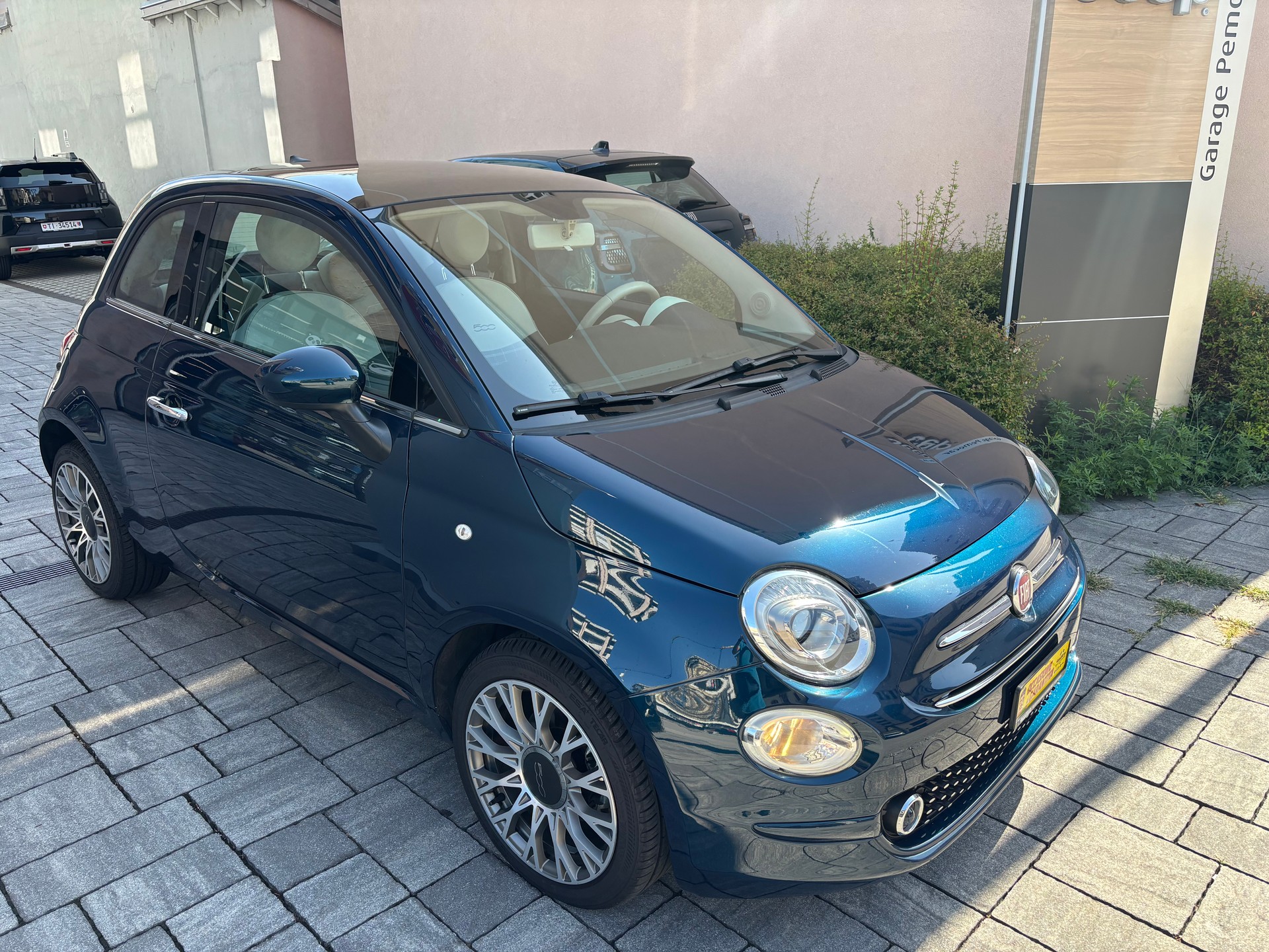 FIAT 500 1.2 Lounge-image-1