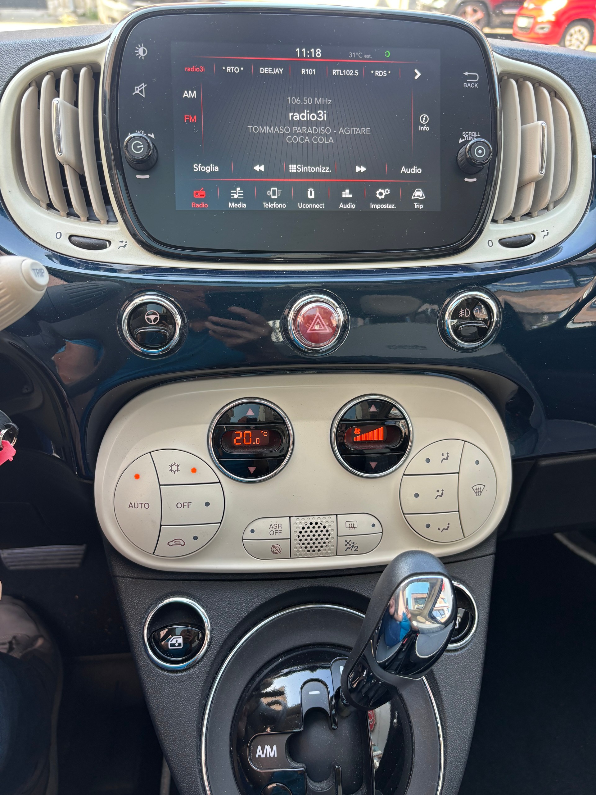 FIAT 500 1.2 Lounge-image-8