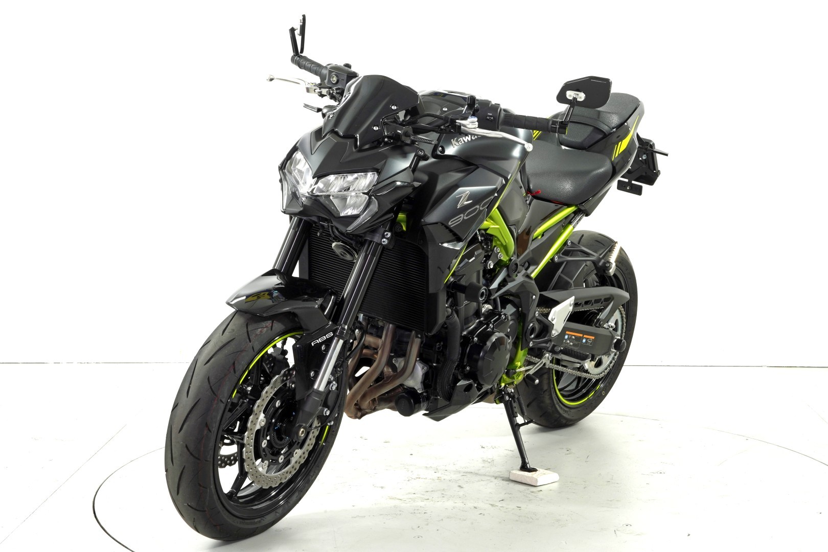 KAWASAKI Z 900 ABS-showroom-element-2