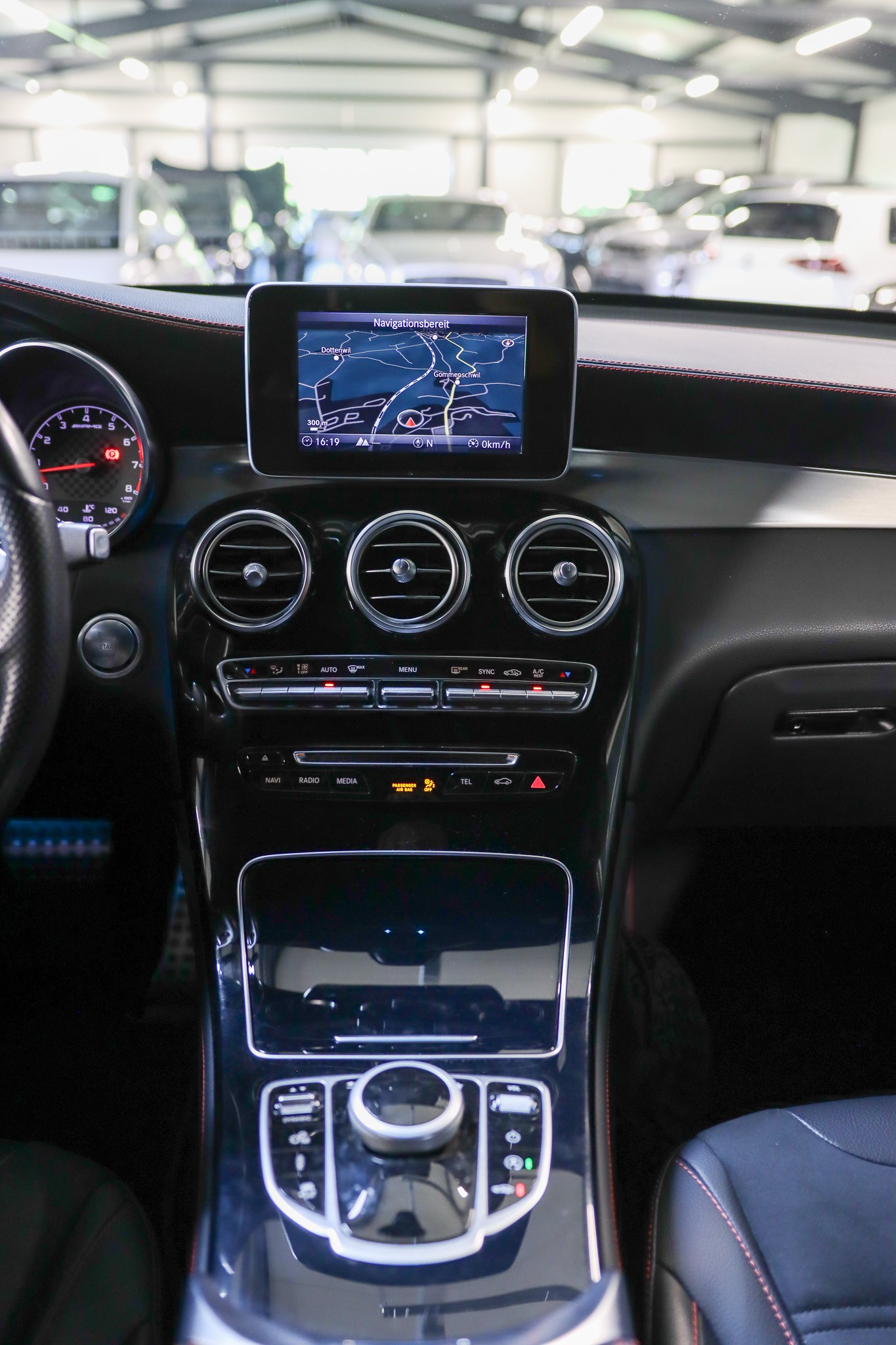 MERCEDES-BENZ GLC Coupé 43 AMG 4Matic 9G-Tronic-image-11
