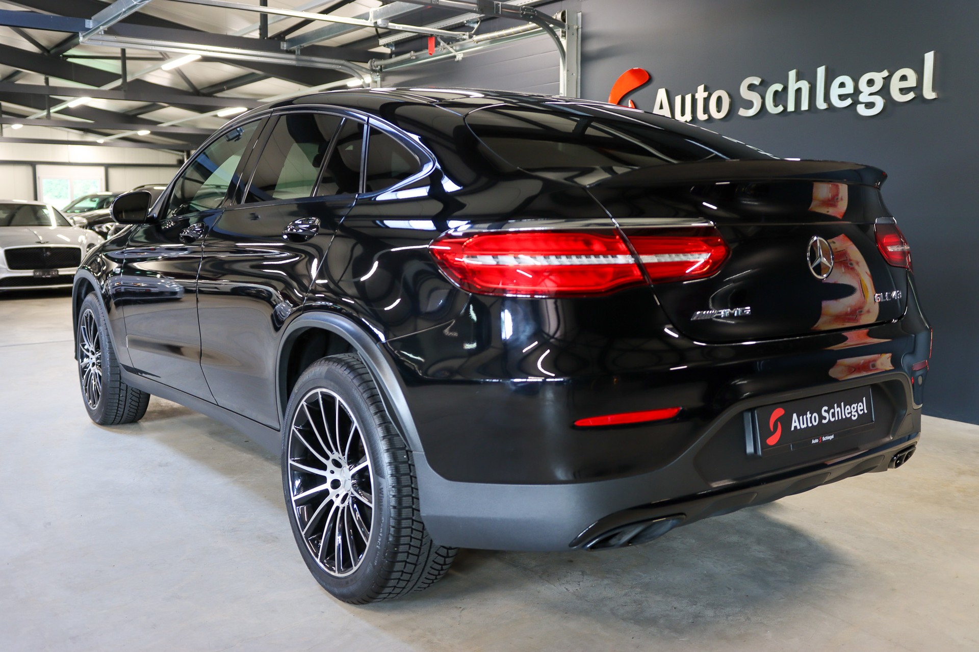 MERCEDES-BENZ GLC Coupé 43 AMG 4Matic 9G-Tronic-image-3