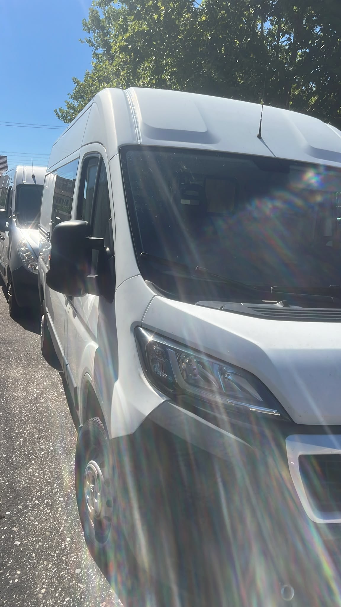 PEUGEOT Boxer 2.0 HDI 335 Allure L2H2-image-5