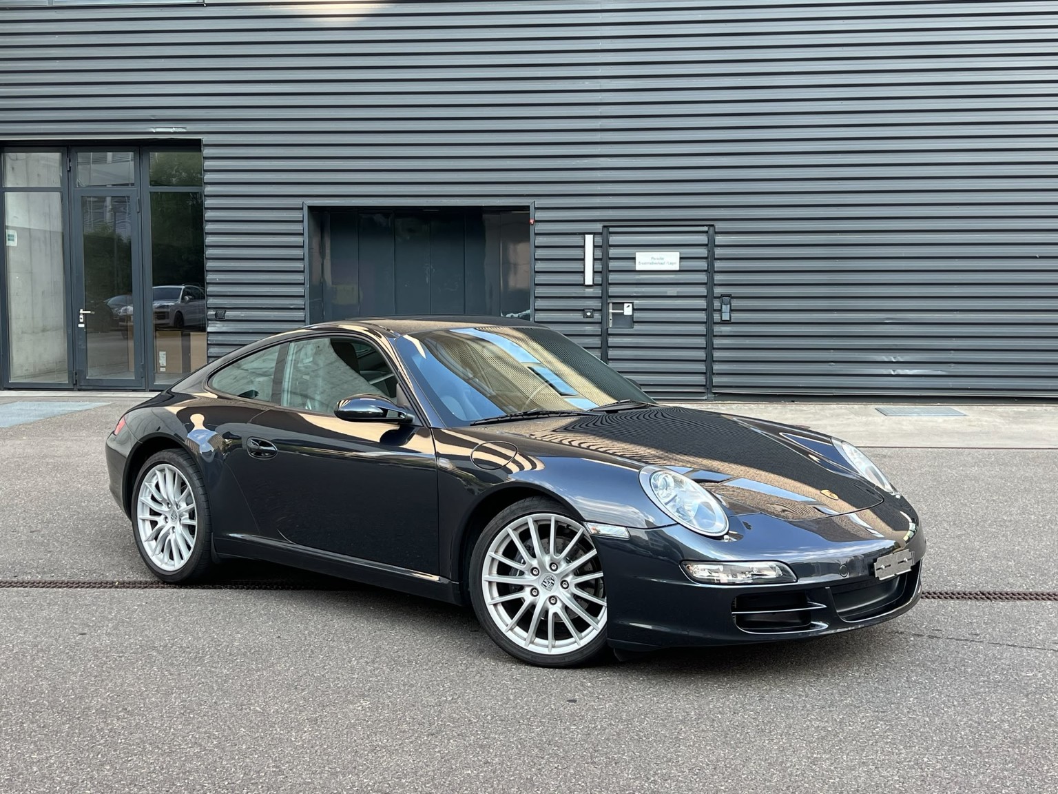 PORSCHE 3.6 Carrera-image-0