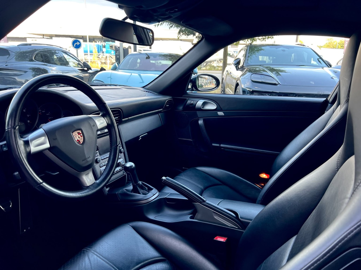PORSCHE 3.6 Carrera-image-4