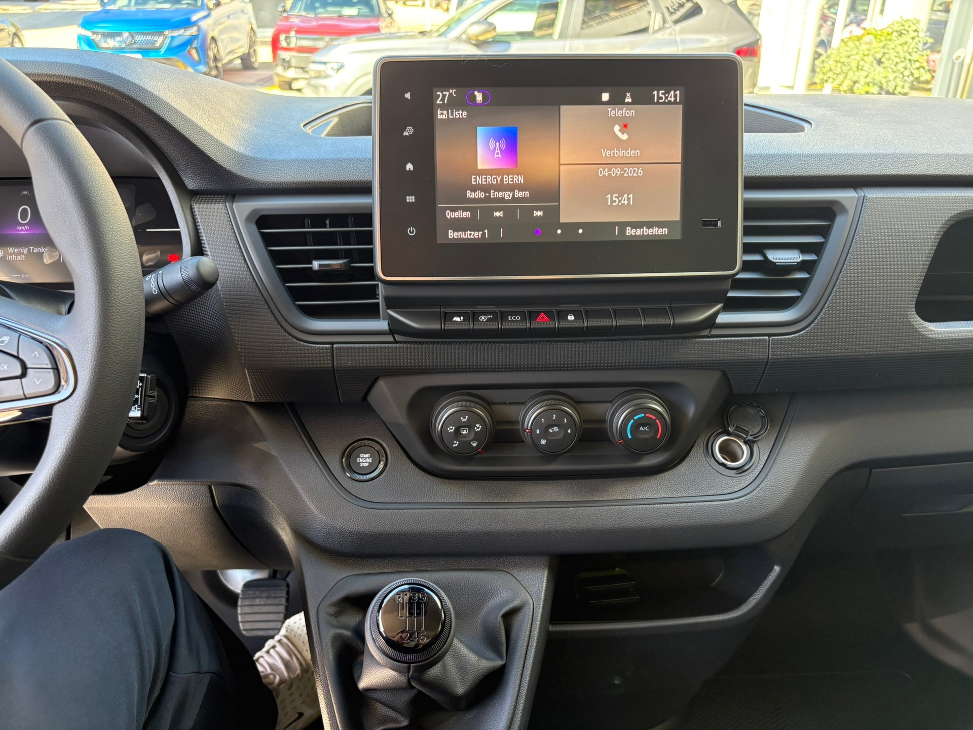RENAULT Trafic 2.0 Blue dCi110 Advance L1H1-image-9
