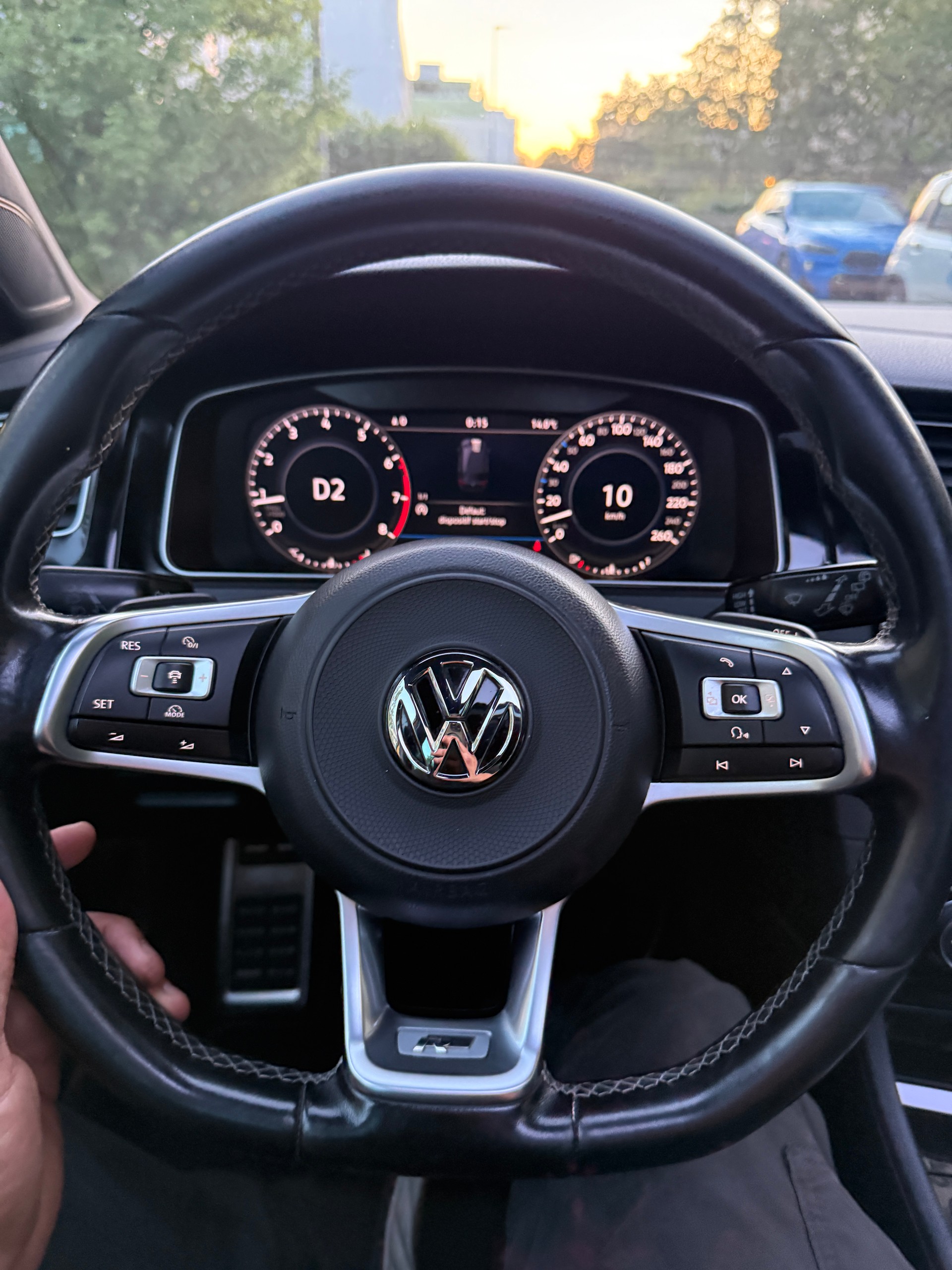 VW Golf 1.5 TSI EVO R–LINE DSG-image-13