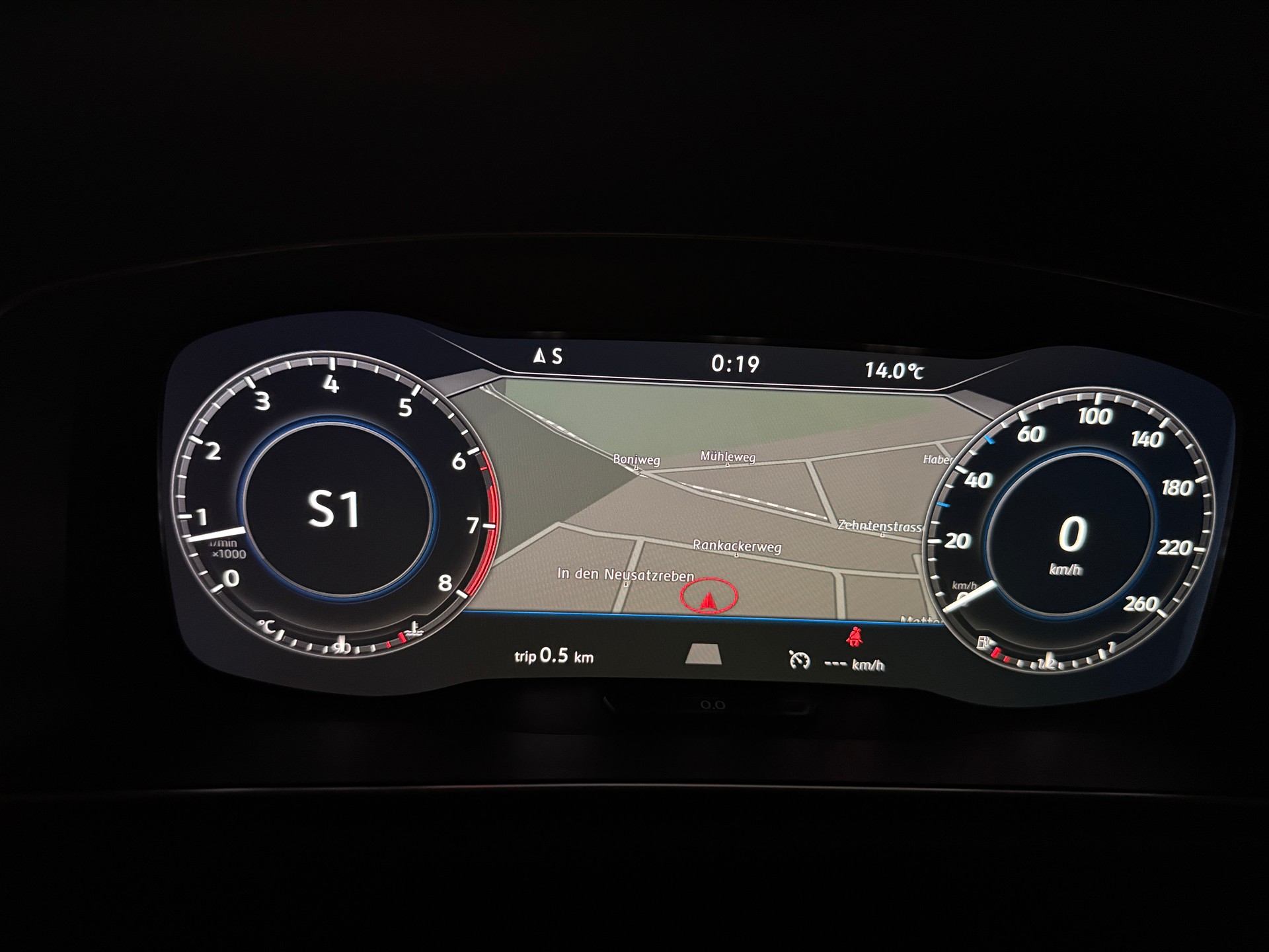 VW Golf 1.5 TSI EVO R–LINE DSG-image-14