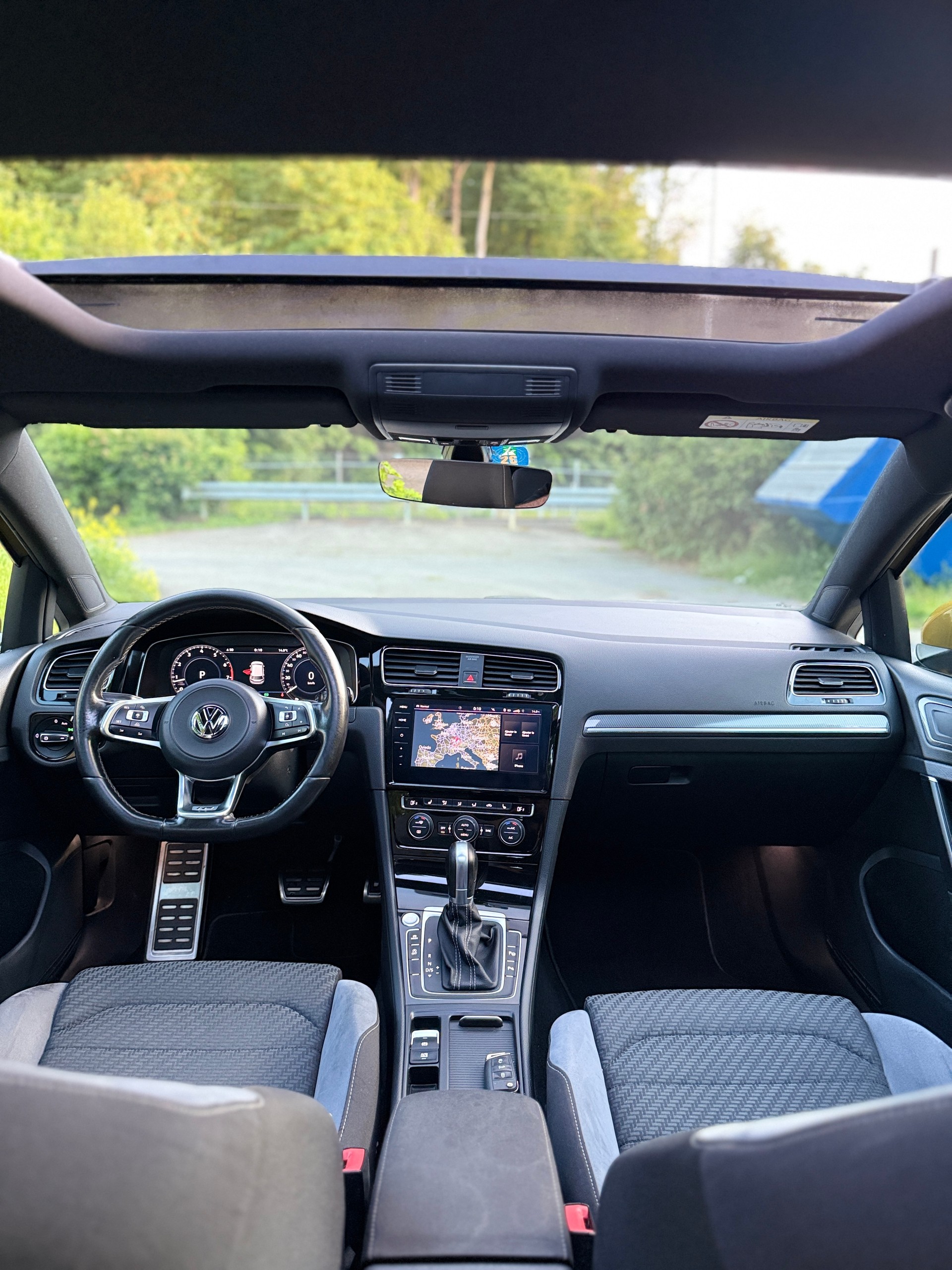 VW Golf 1.5 TSI EVO R–LINE DSG-image-10