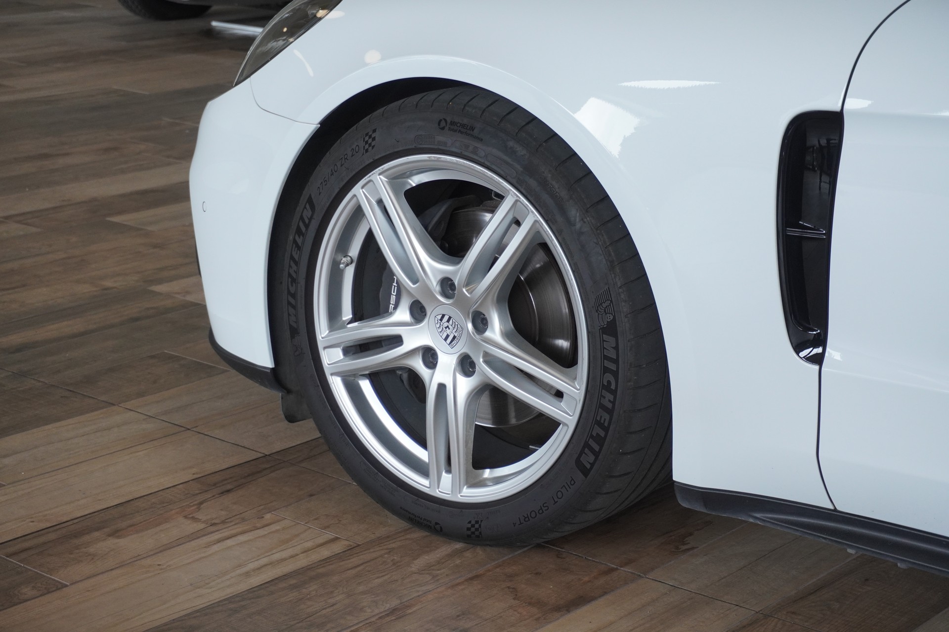 PORSCHE Panamera 4 PDK-image-7