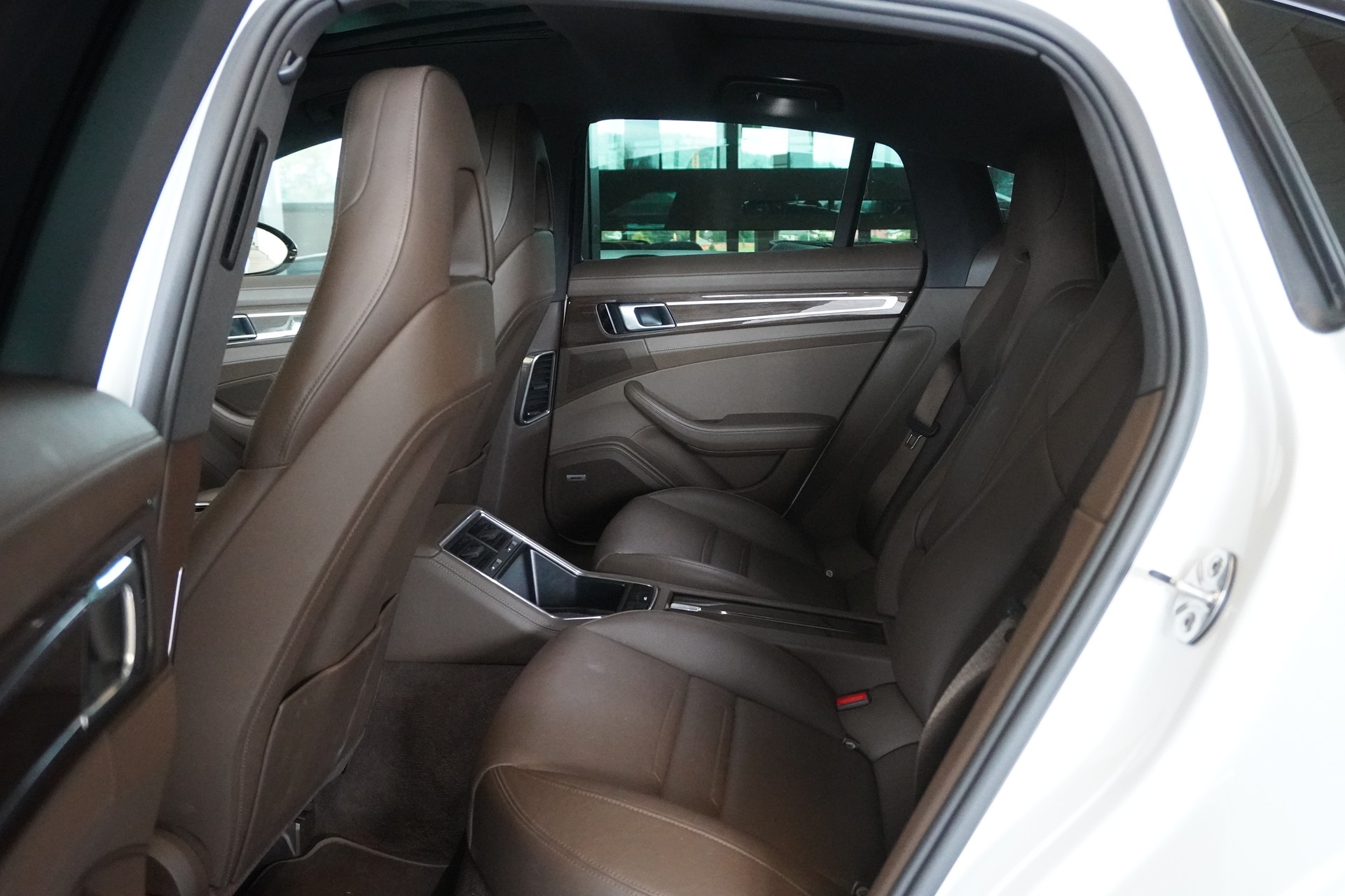 PORSCHE Panamera 4 PDK-image-10