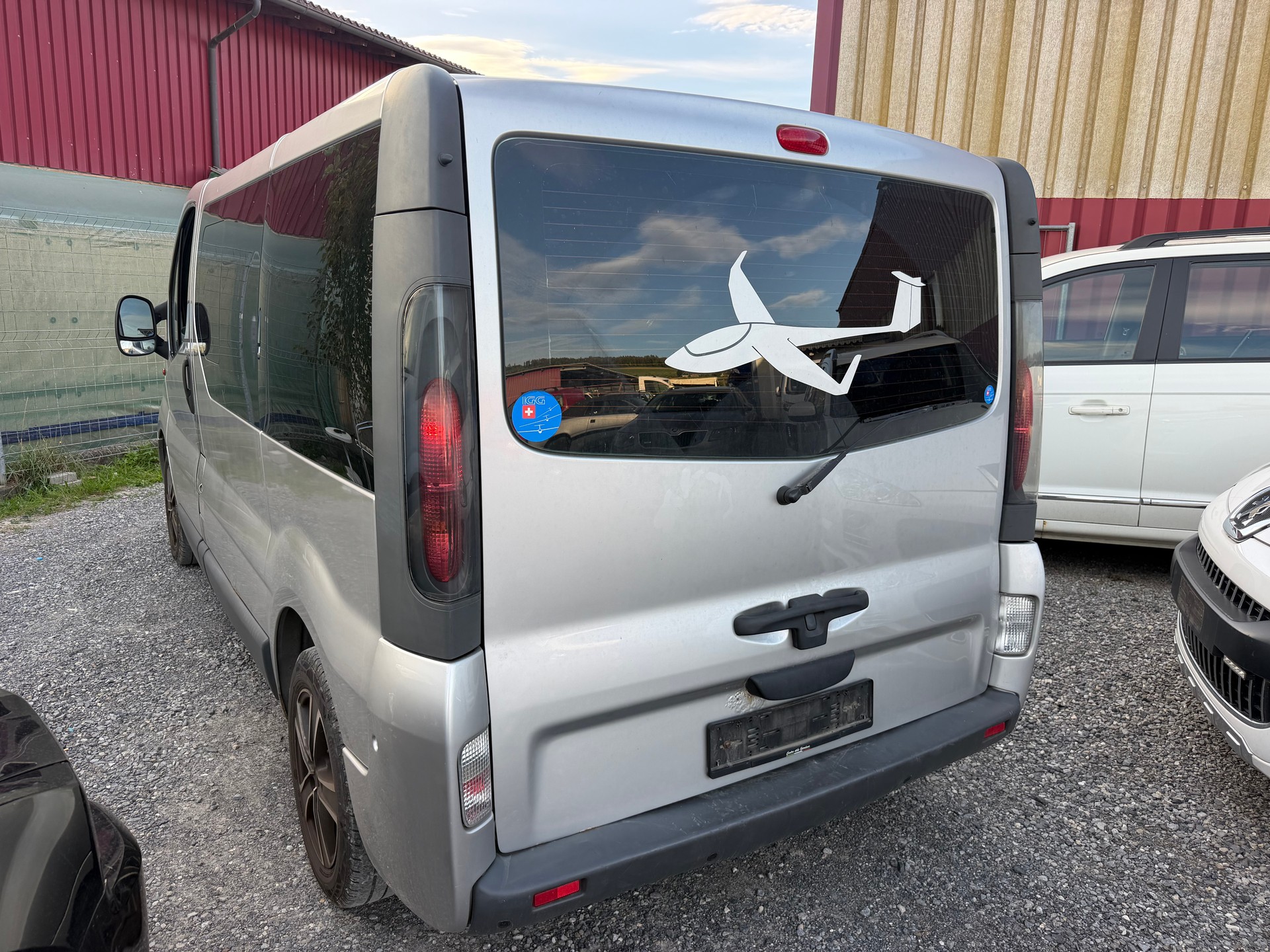 RENAULT Trafic Passenger 1.9 dCi 100 2.7t-image-6