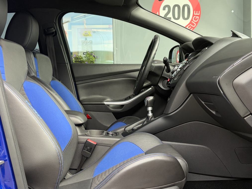 FORD Focus 2.0 SCTi ST-2-image-6