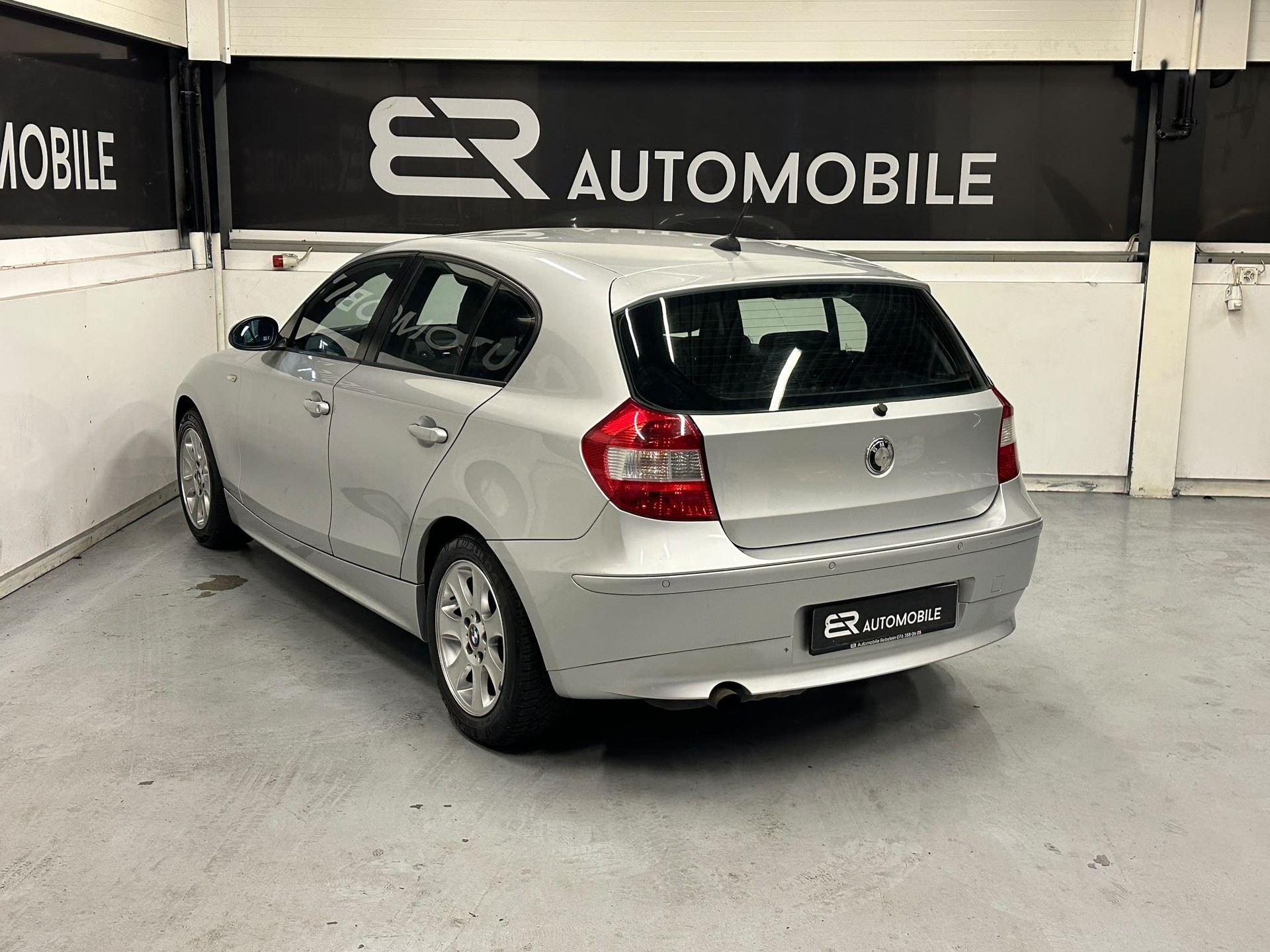 BMW 116i-image-3