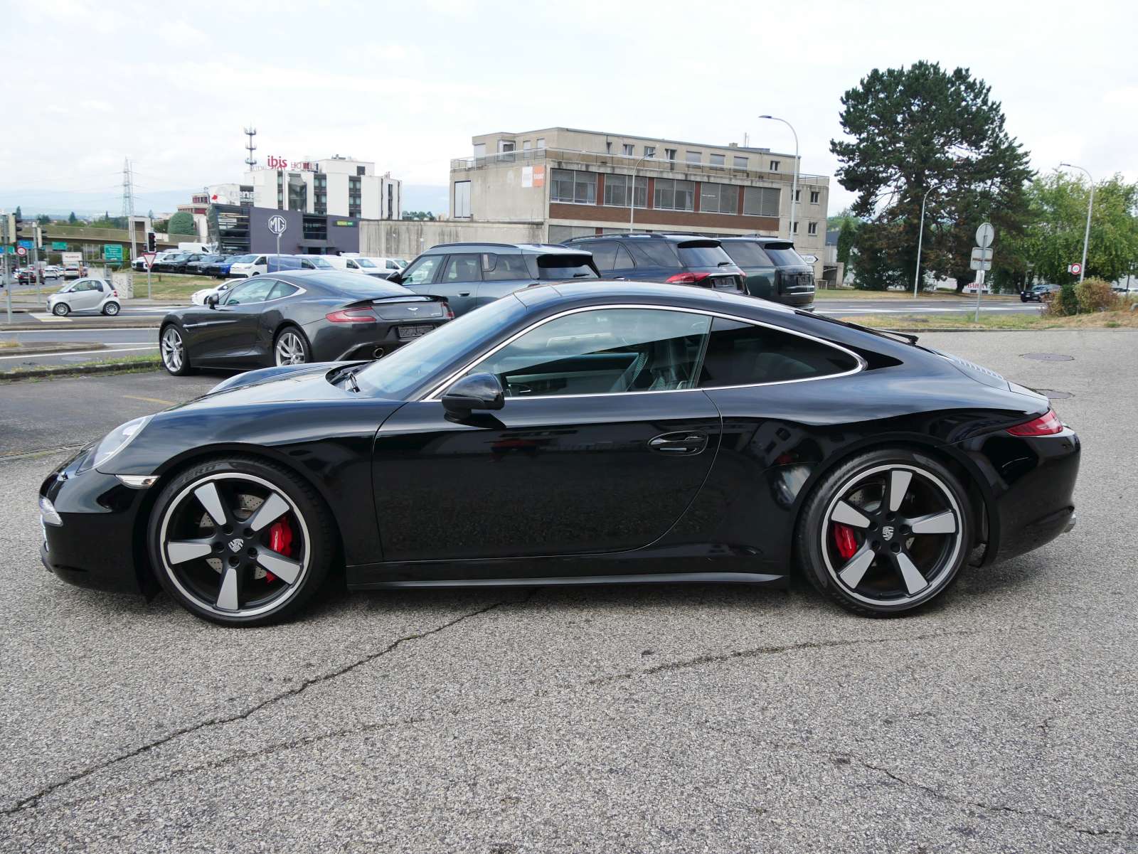 PORSCHE 911 Carrera S 50 Years PDK-image-1