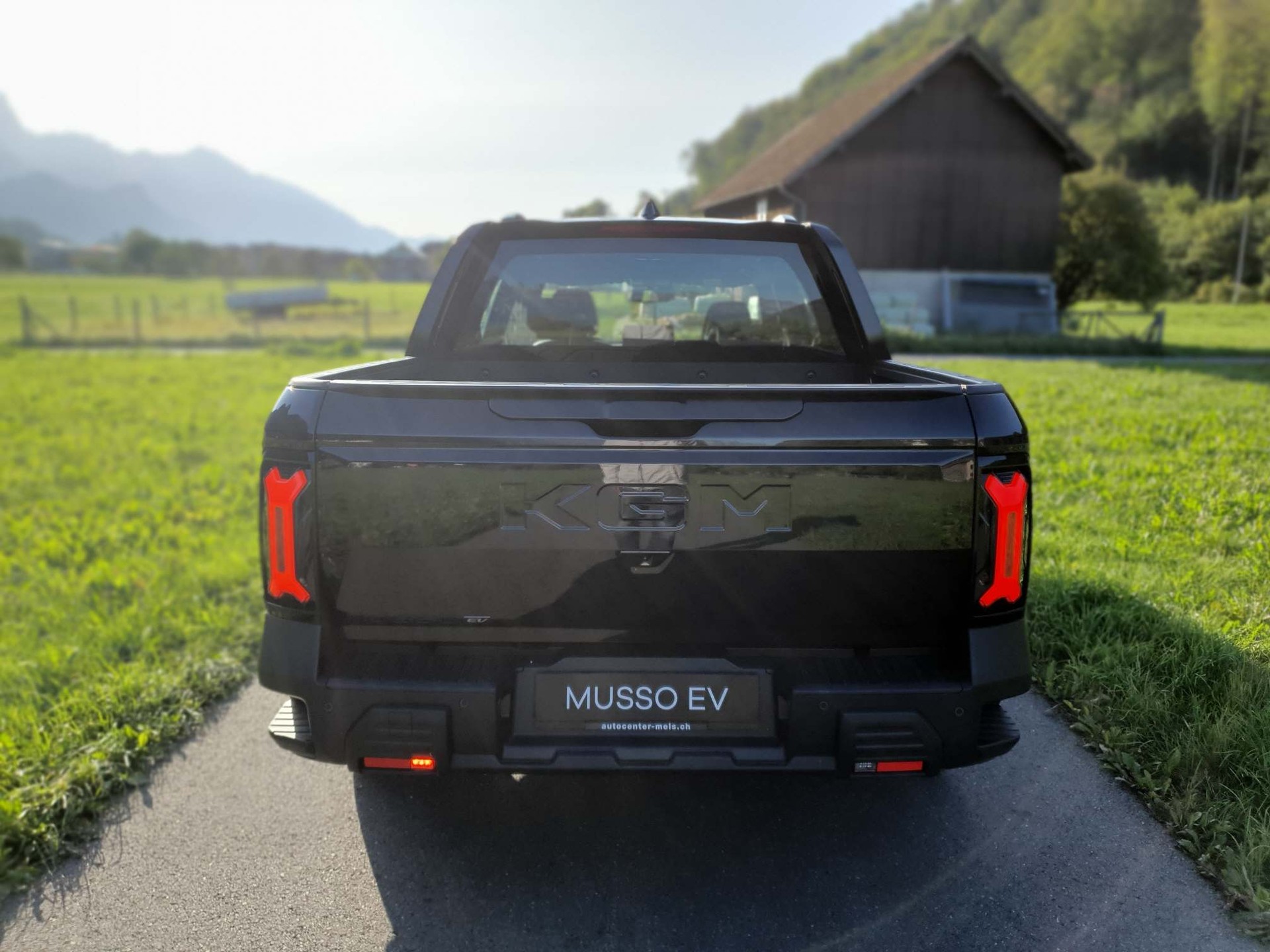 KGM-SsangYong Musso EV Blackline MJ2027 4x4-image-5